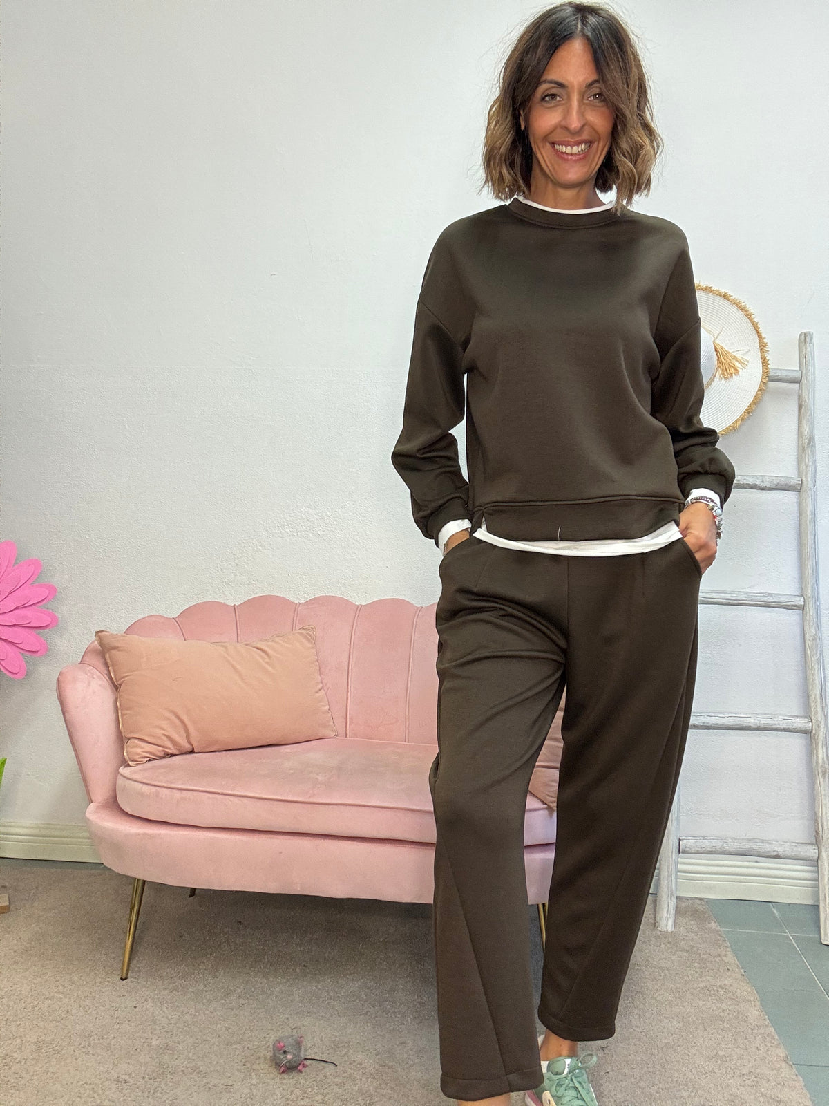 Il completo con la t-shirt annessa