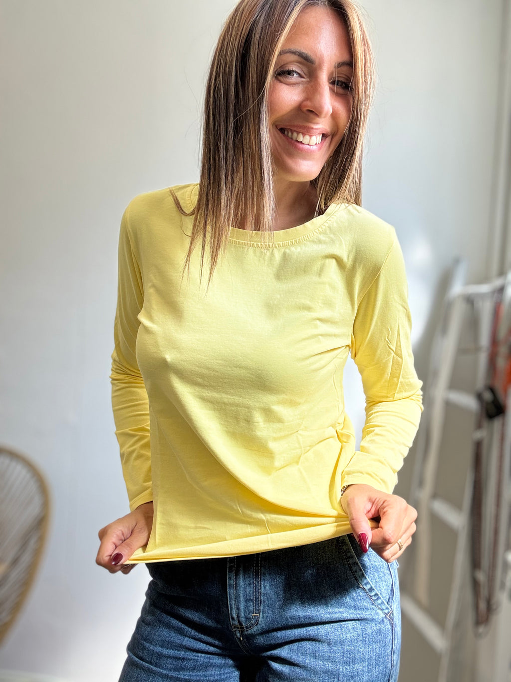 La t-shirt girocollo manica lunga