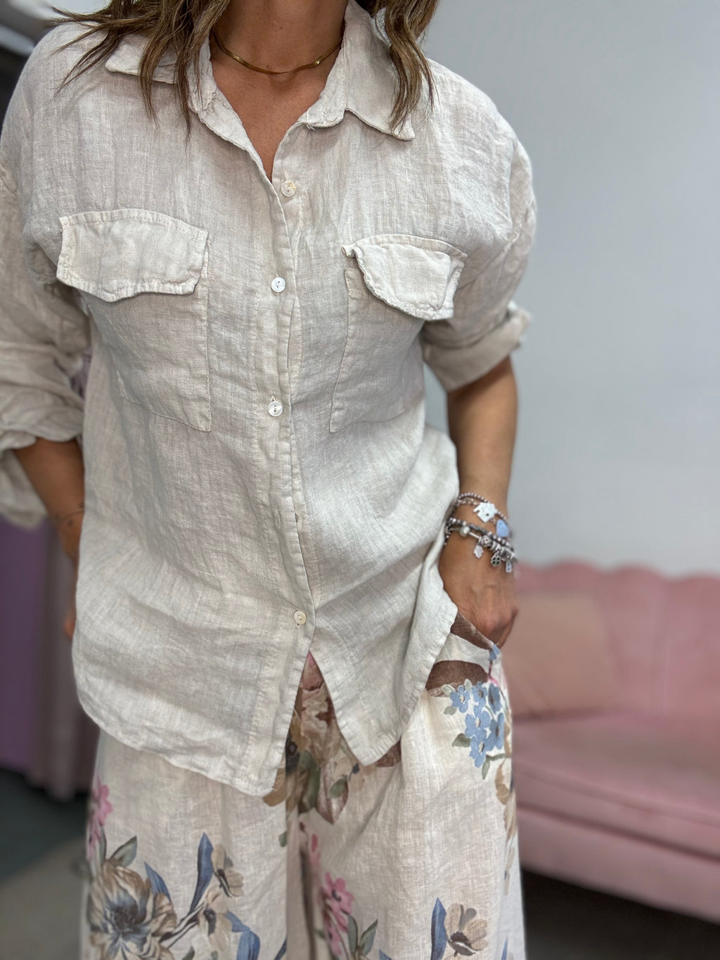 La camicia in lino coi taschini