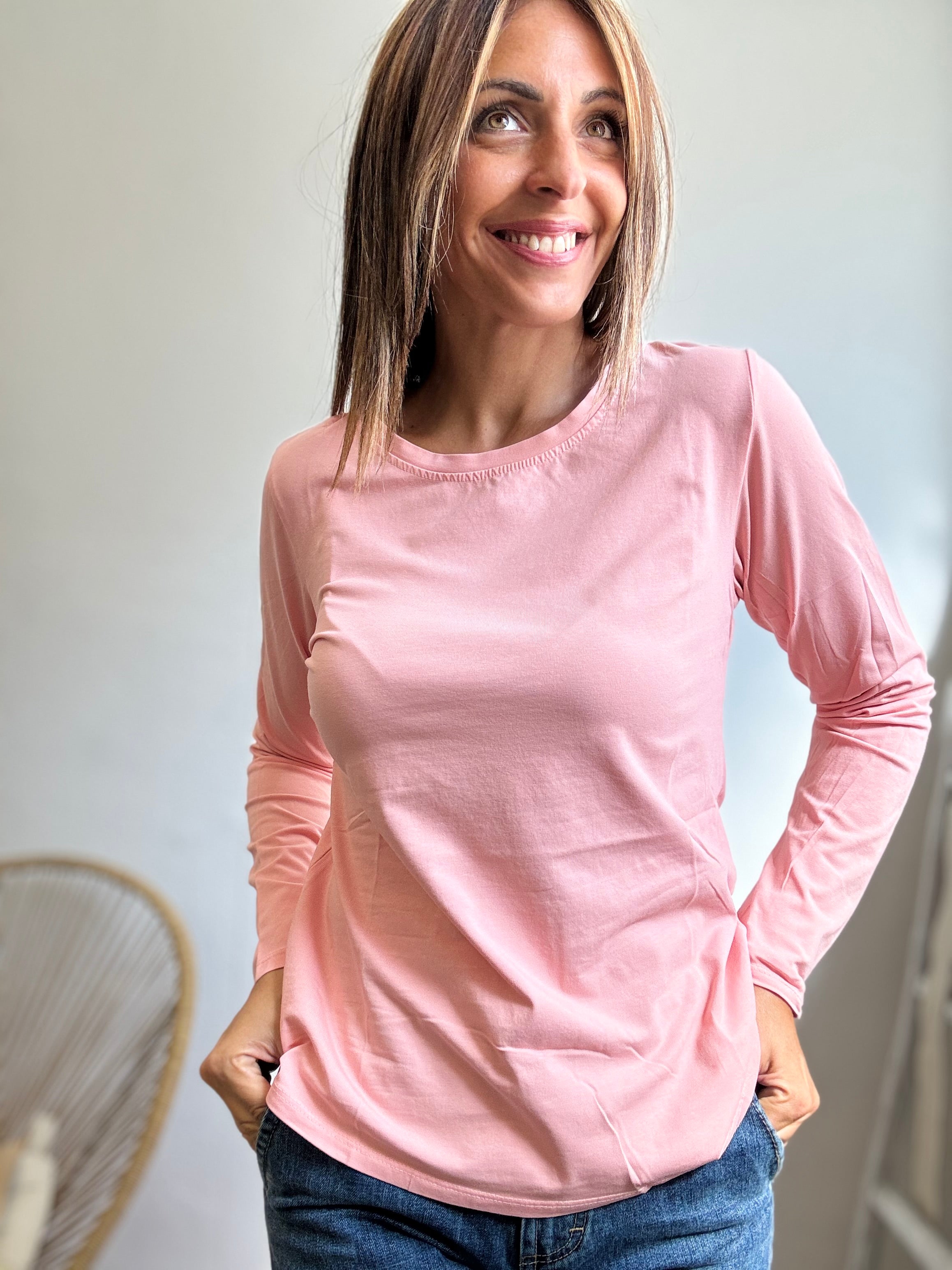 La t-shirt girocollo manica lunga