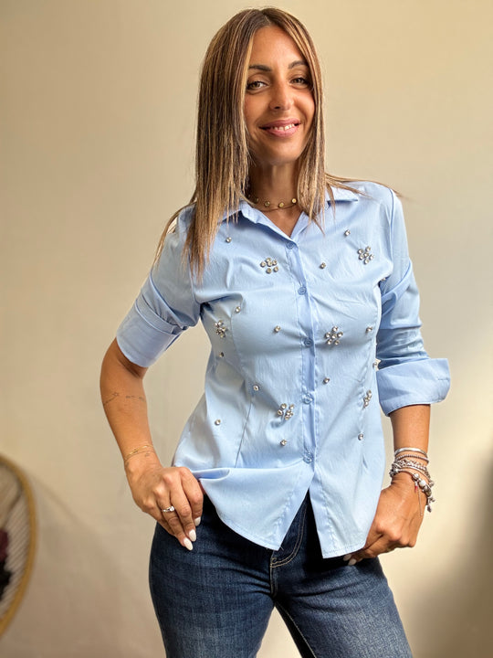 La camicia Klara con gli strasse