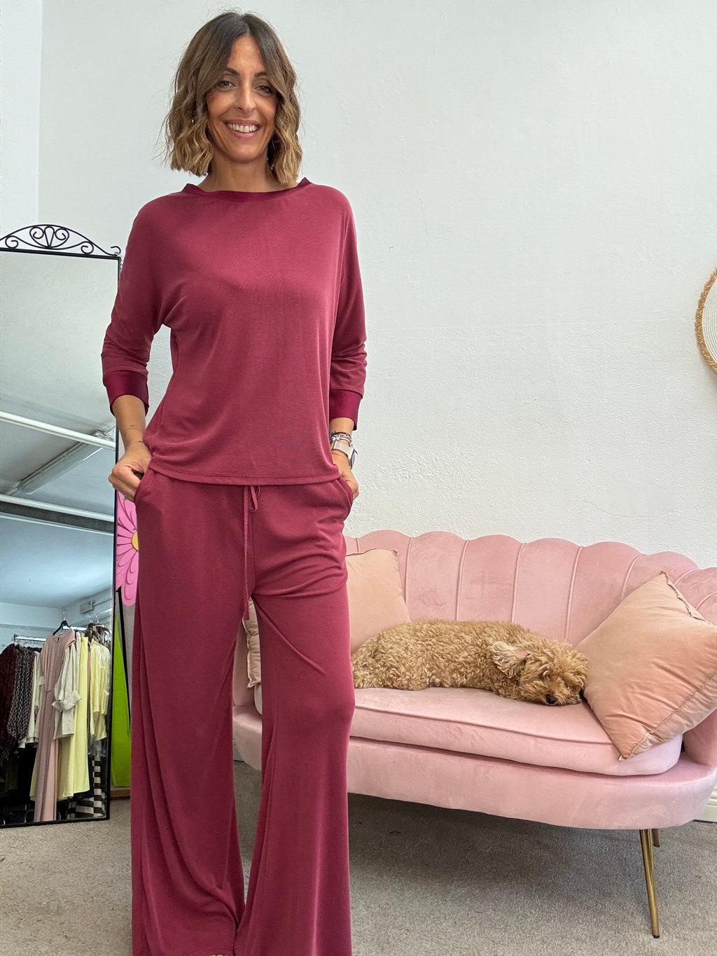 Il completo Maya con la maglia bordo raso