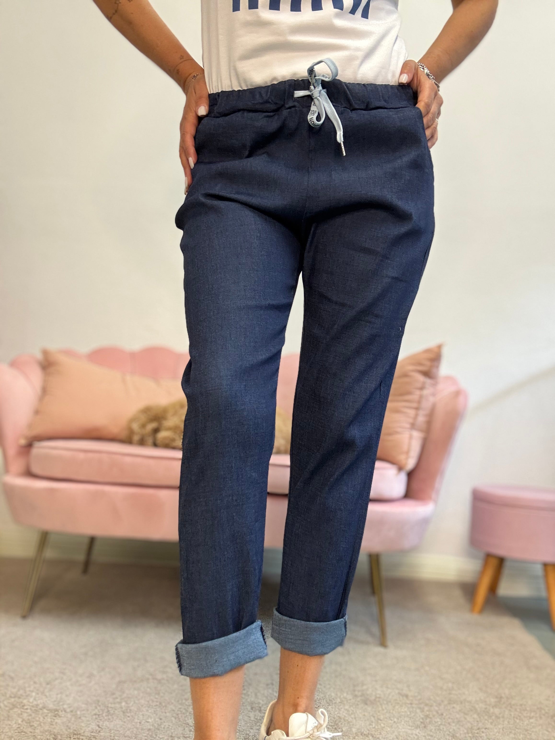 Il pantalone Denim con la coulisse
