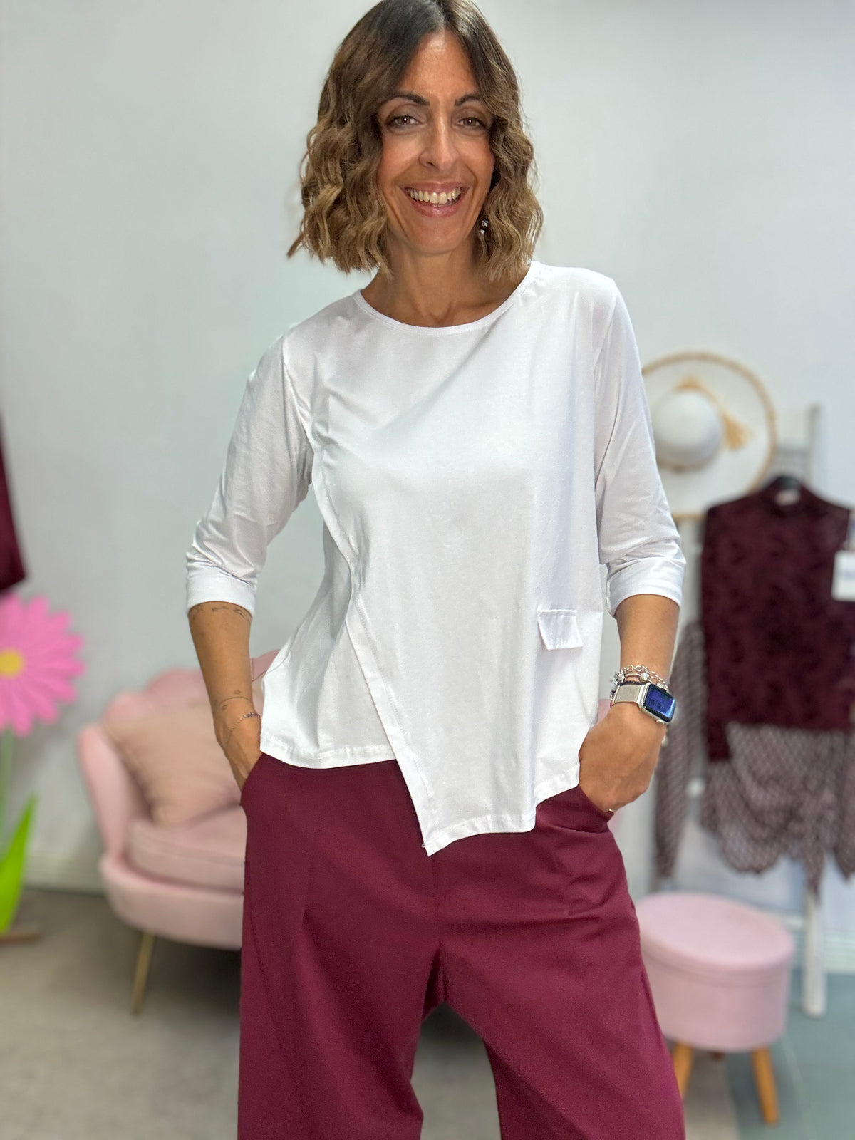 La t-shirt dal taglio irregolare