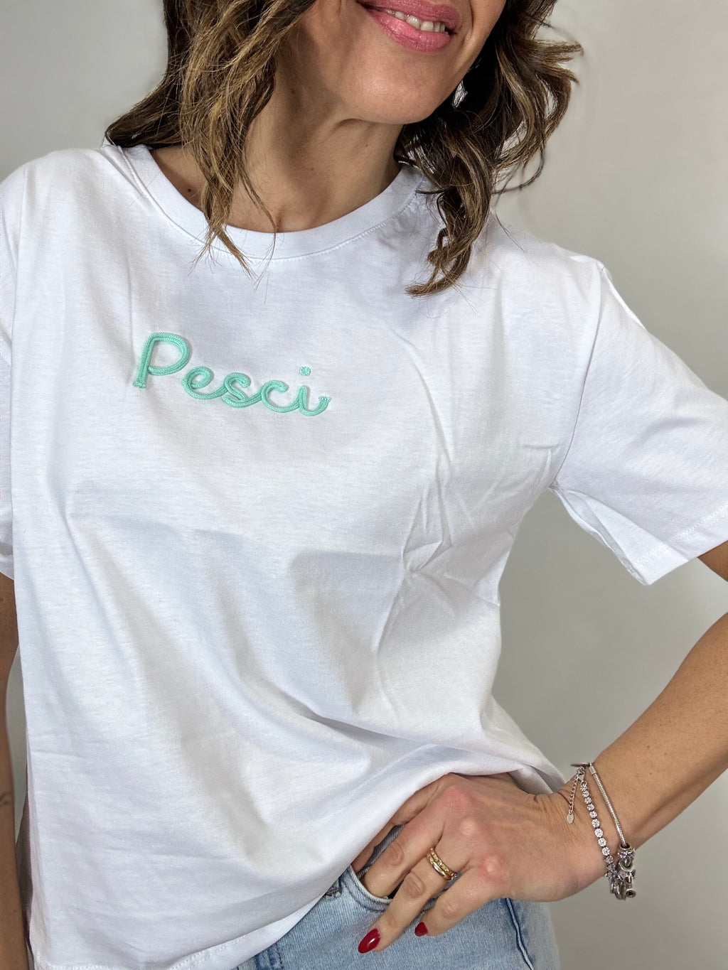 La T shirt LUMINA coi segni zodiacali