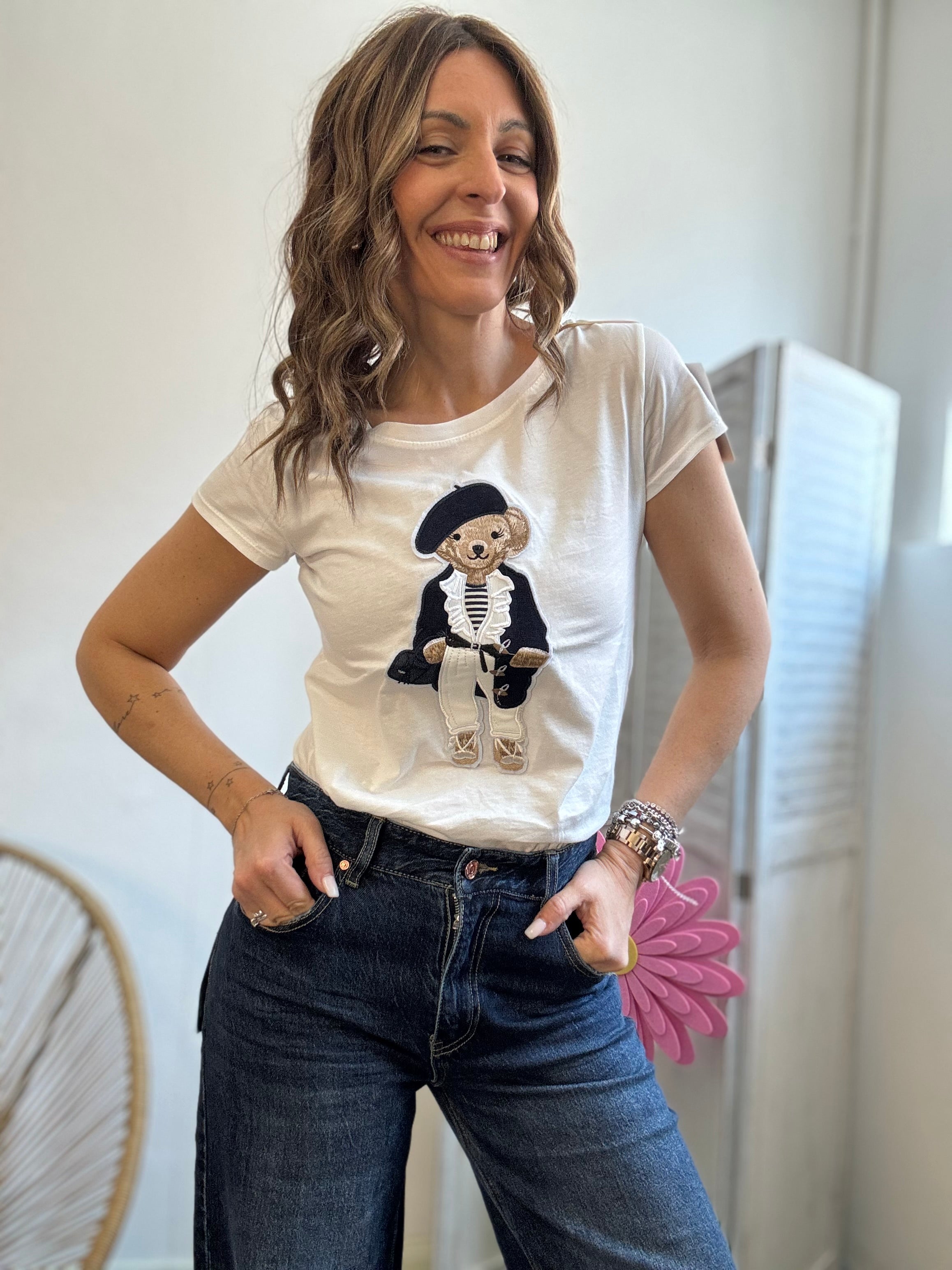 Le t-shirt orsetto cappellino