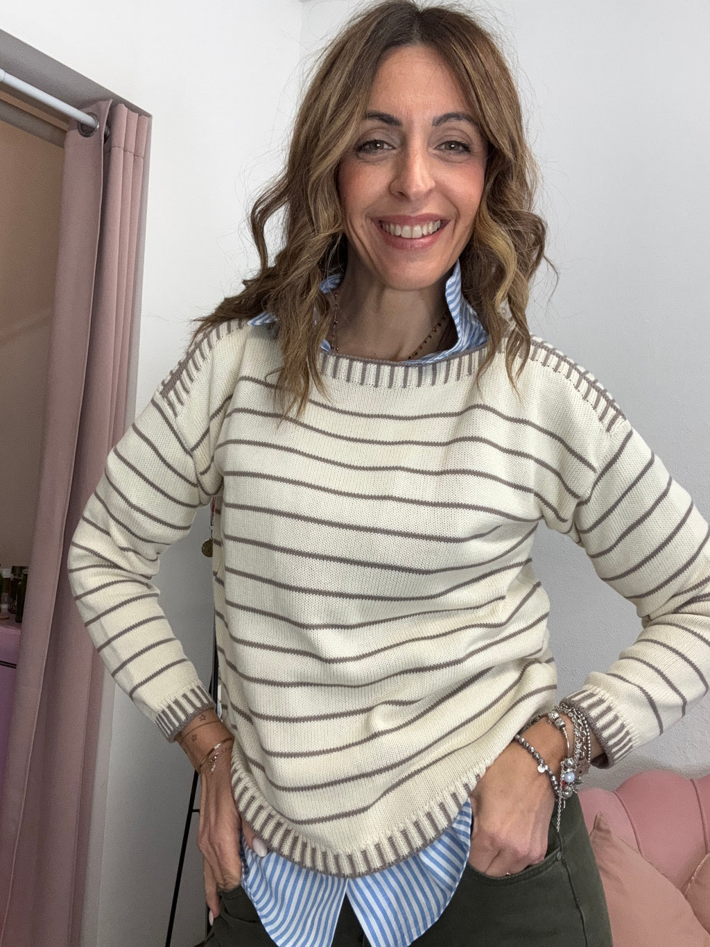 Il pull cotone con le impunture