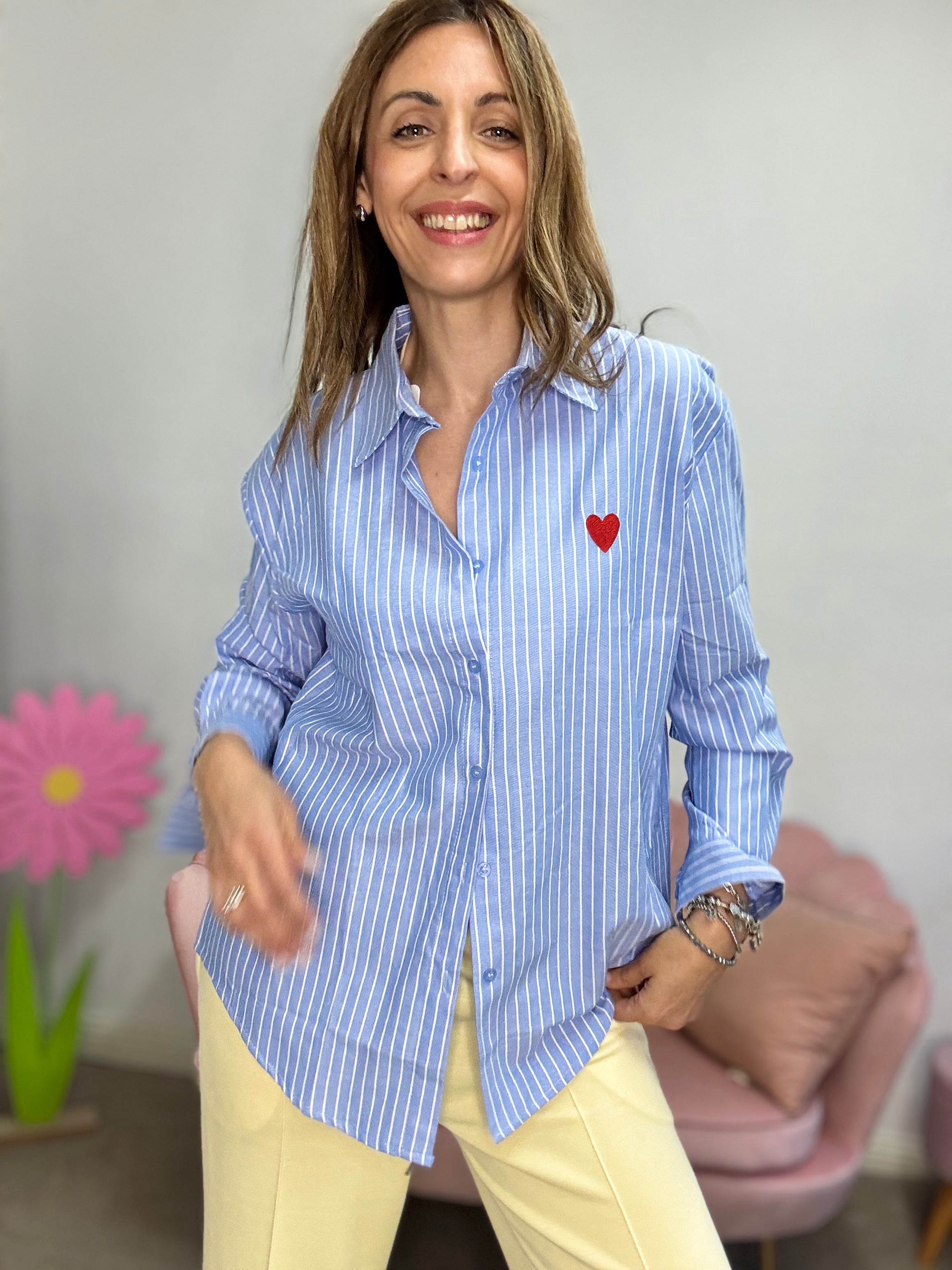 La camicia bastoncini e cuoricino