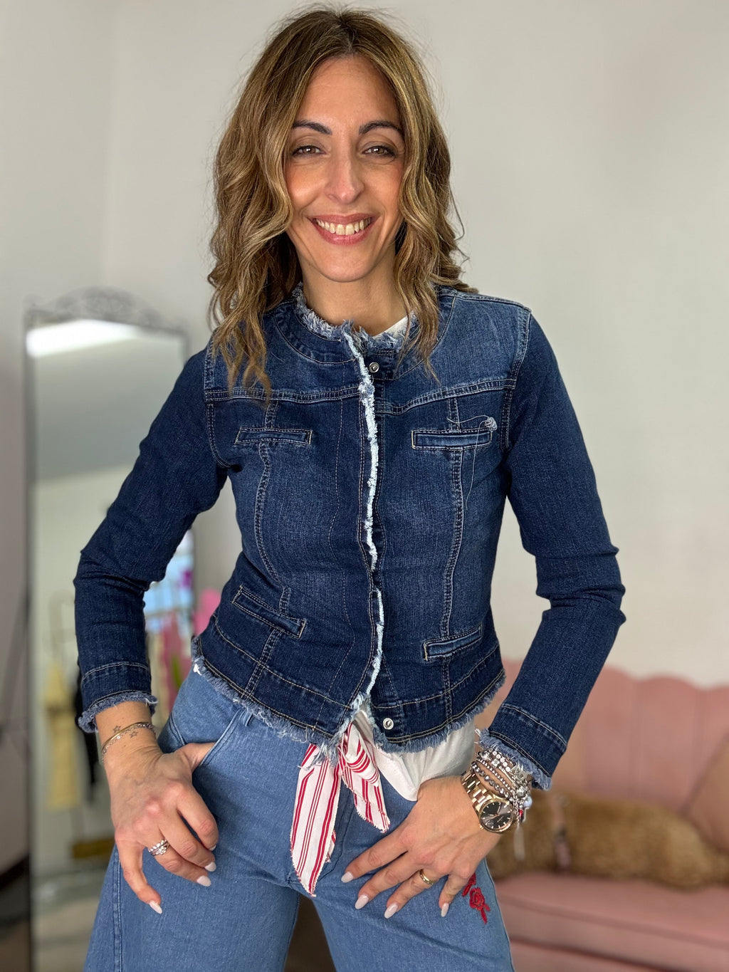 Giubbino in jeans con le frangette