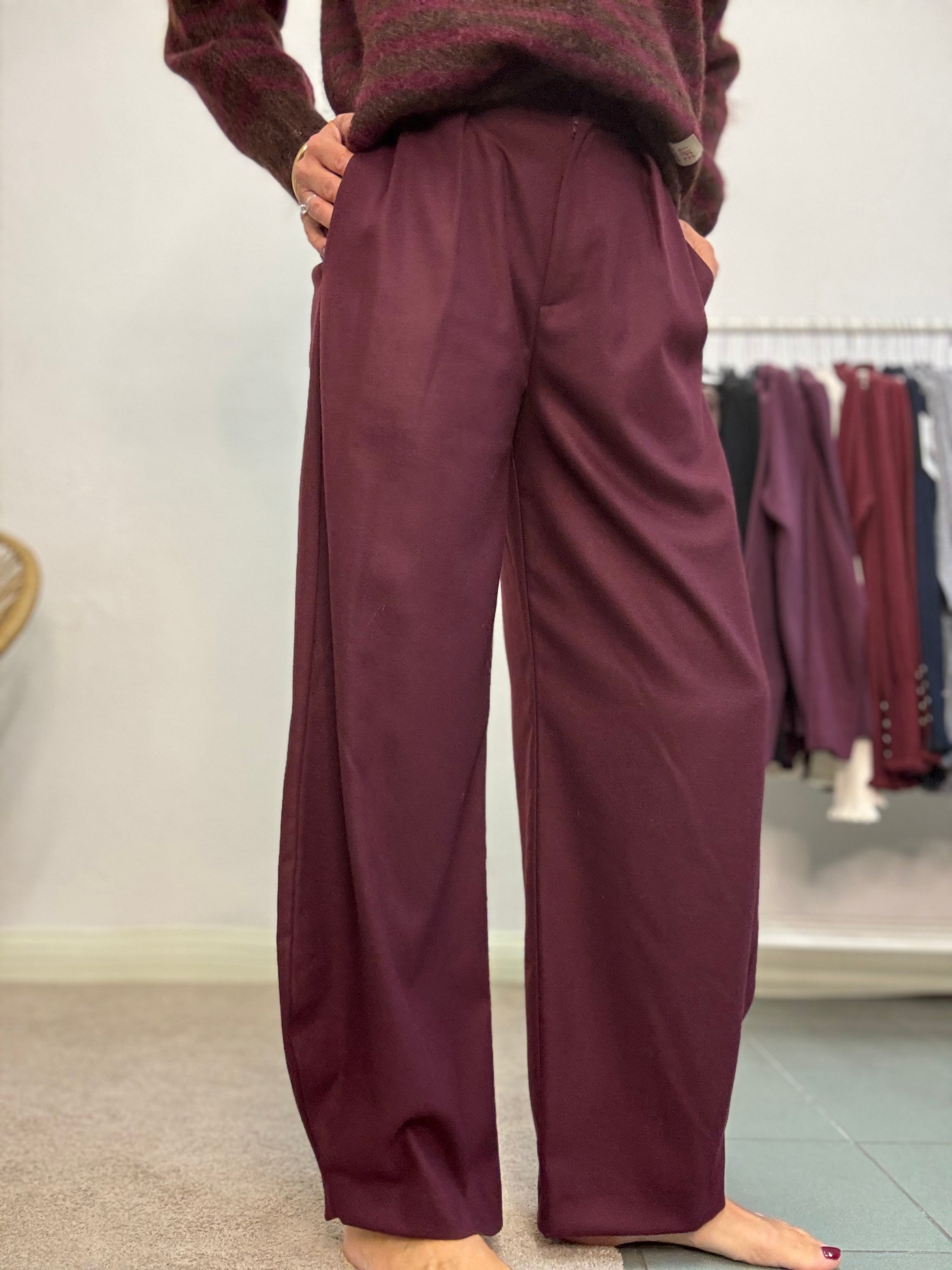 Il pantalone Javier in fustagnetto