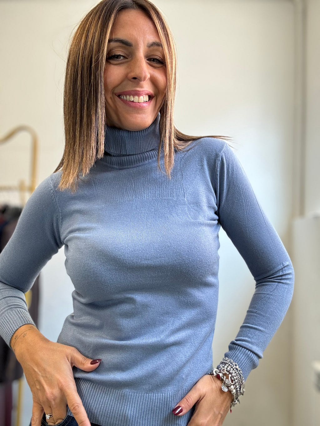 Il dolcevita leggero basico ( in 15 colori )