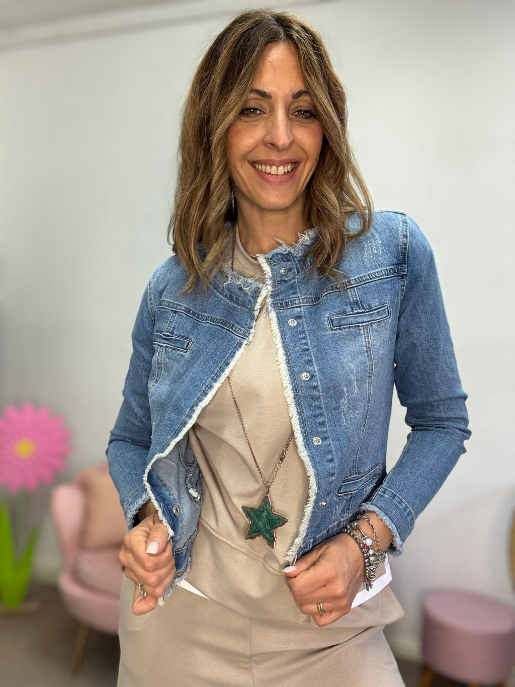 Giubbino in jeans con le frangette denim chiaro