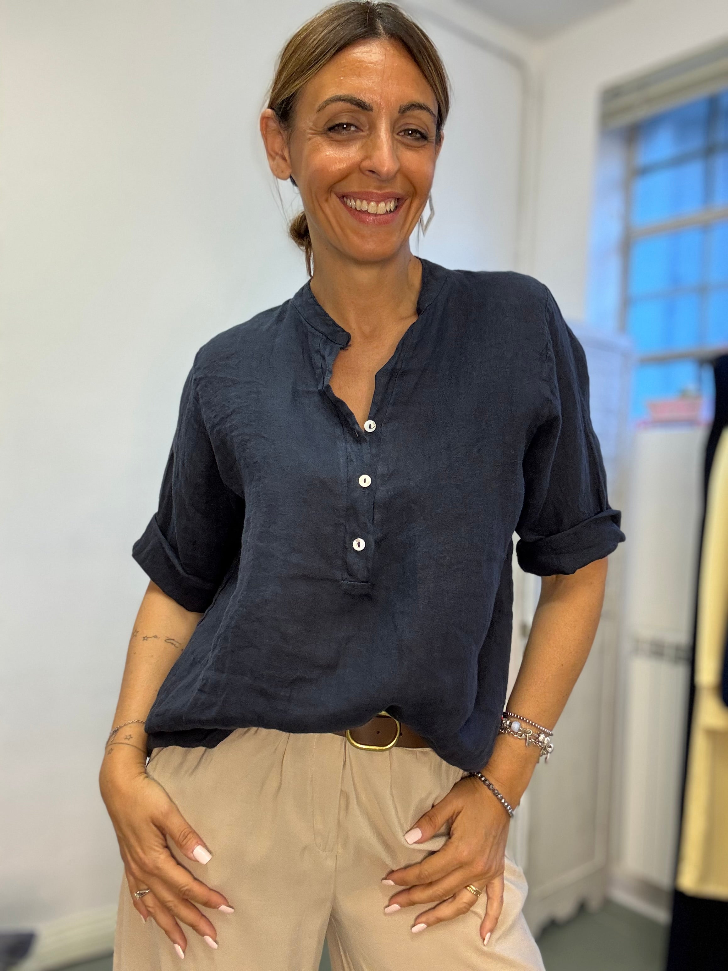 La camicia polo in lino