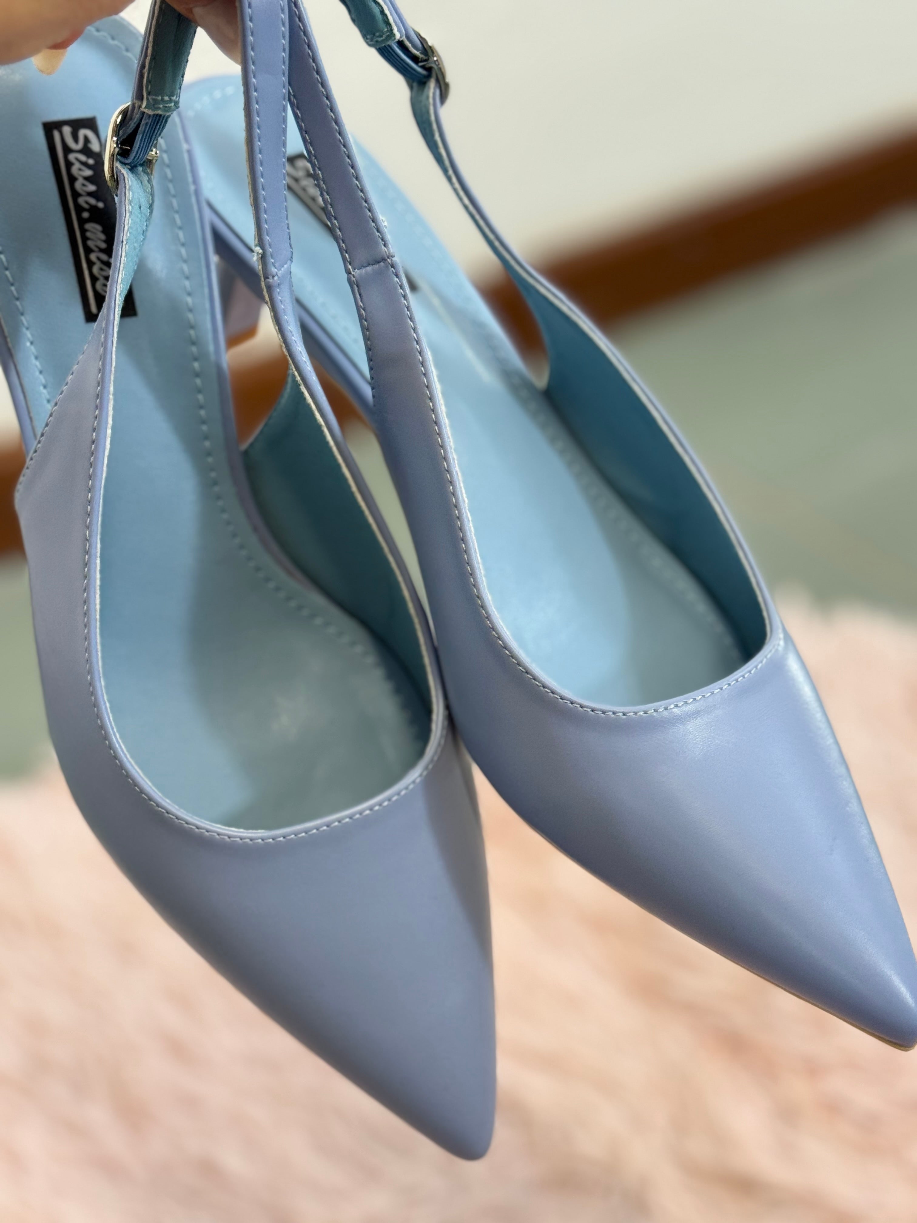 La décolleté con il tacco basso