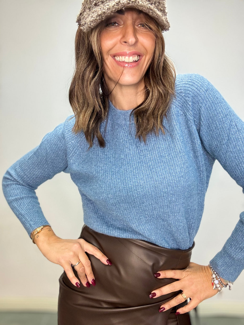 Il pull morbidone a costine girocollo