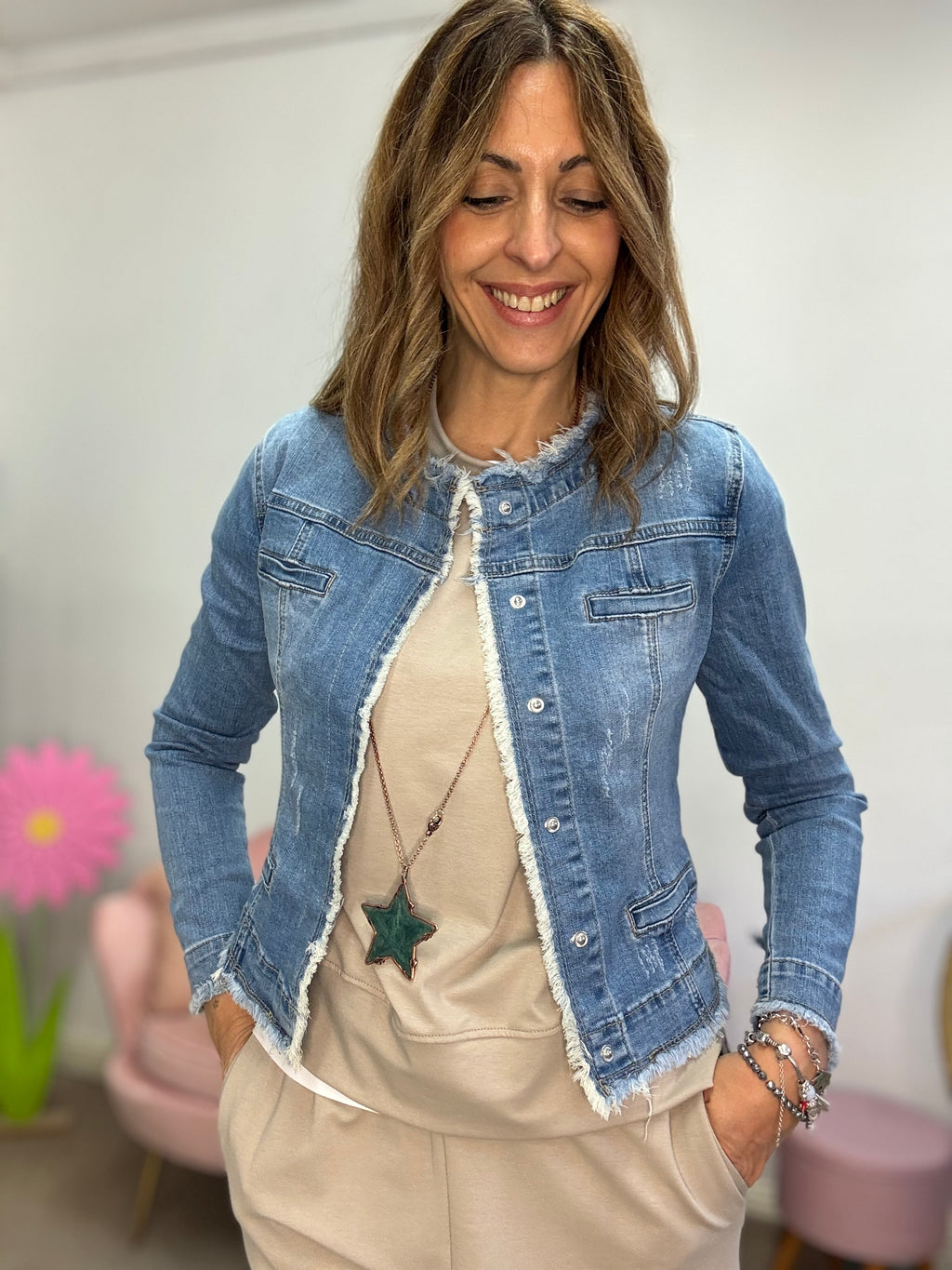 Giubbino in jeans con le frangette denim chiaro