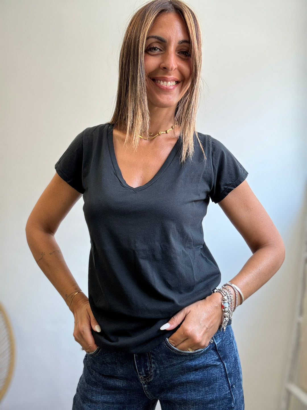 La t-shirt scollo a V