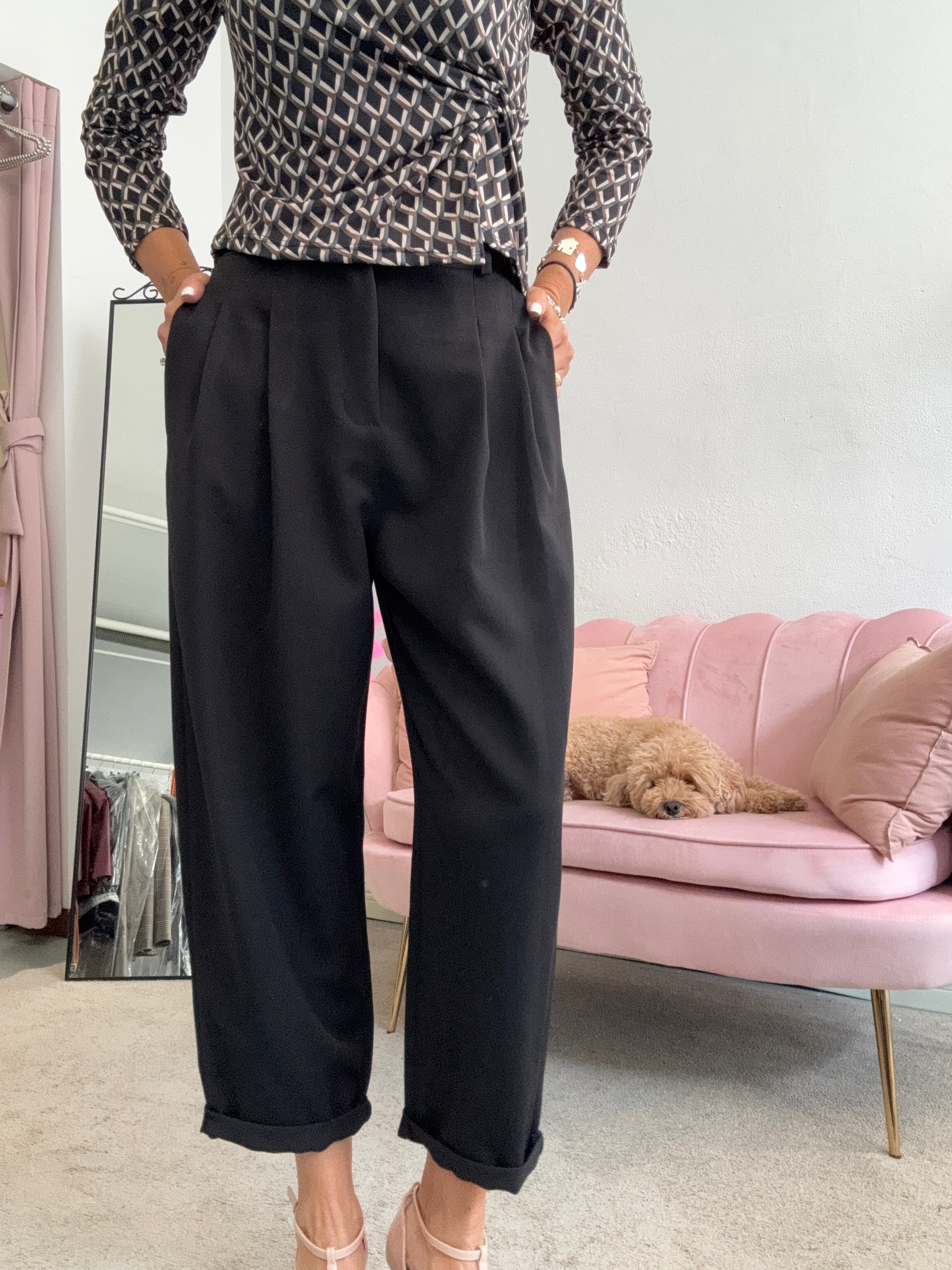 Il pantalone Aladin tinta unita
