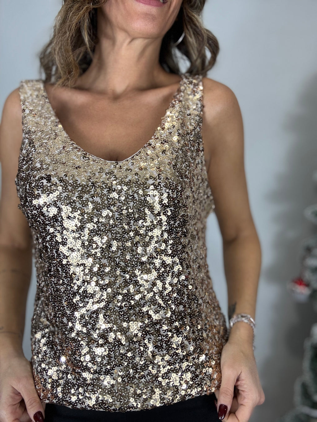 La canotta paillettes in tanti colori