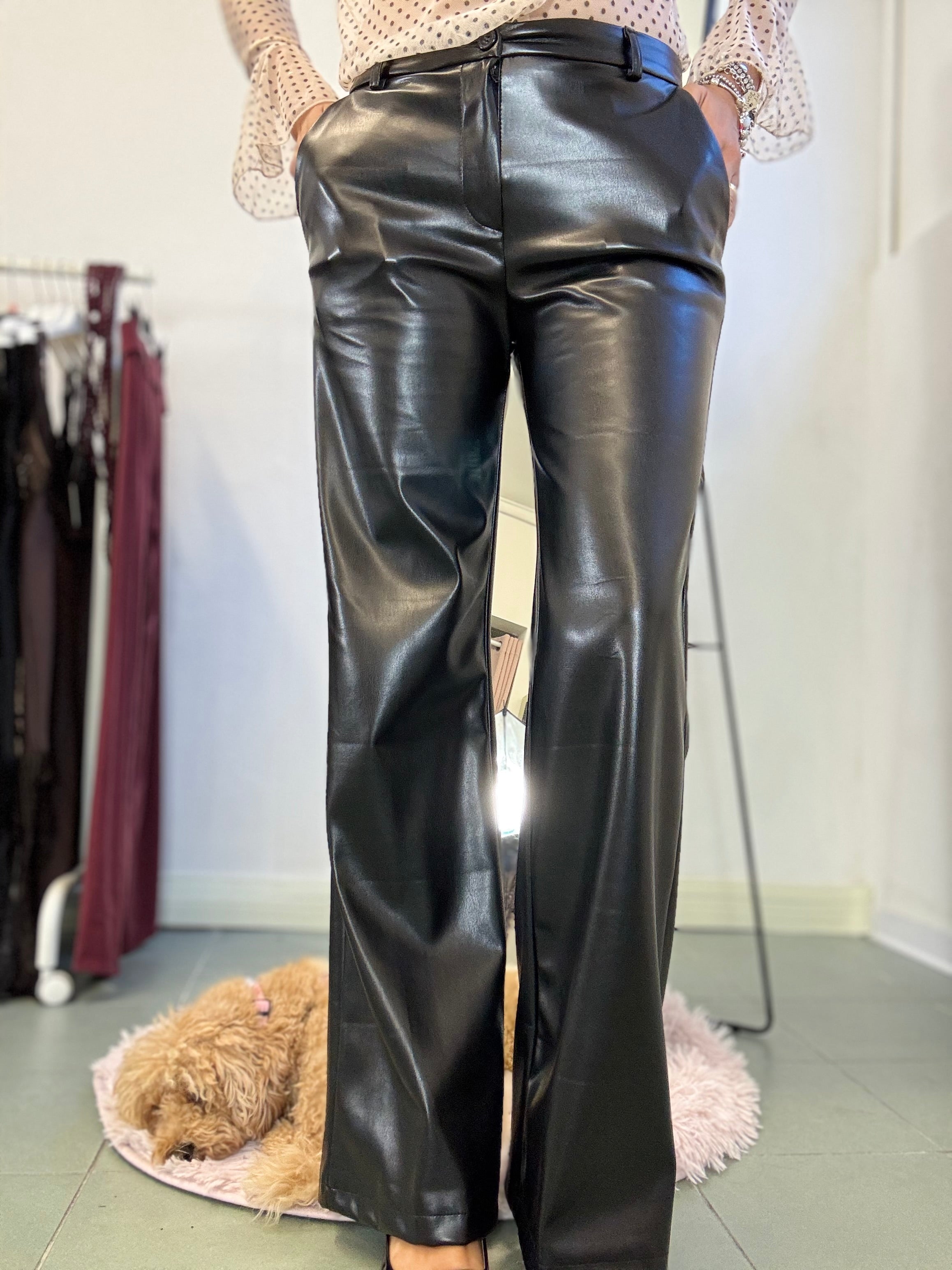 Il pantalone ecopelle Oliver