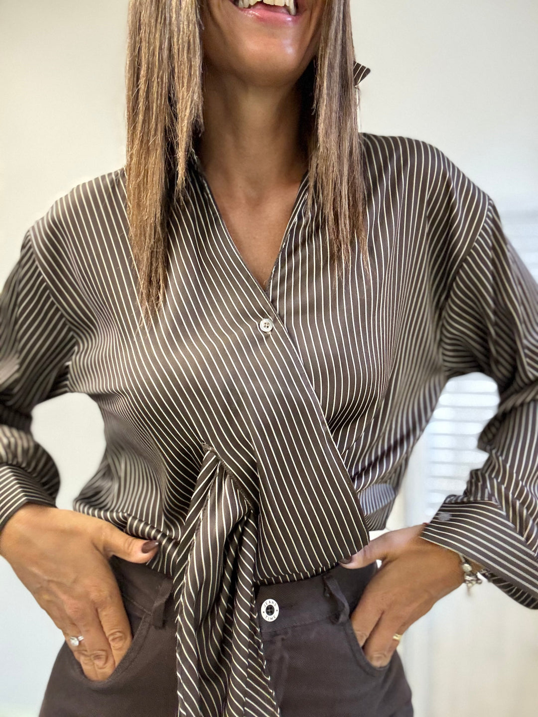 La camicia raso a righe
