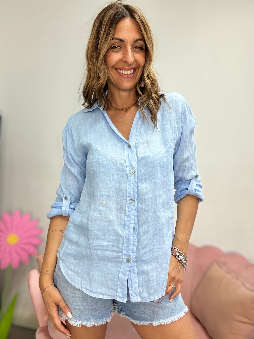 La camicia di lino pastello