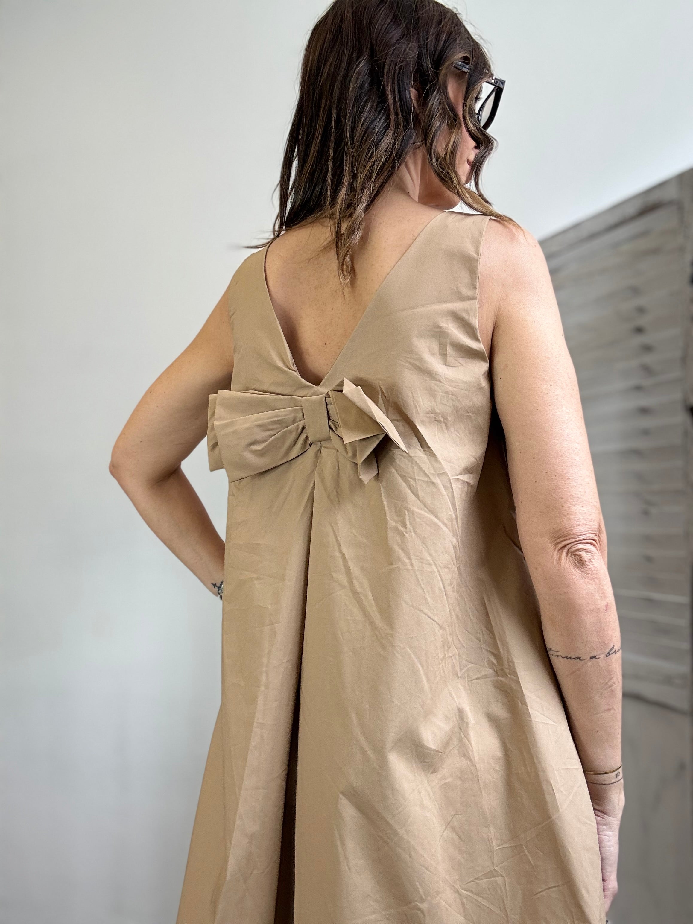 Abito cotone con fiocco dietro