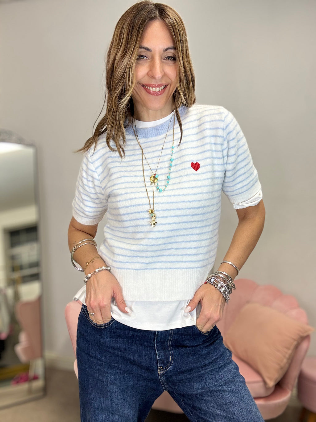 Il pull cuoricino e righine pastello