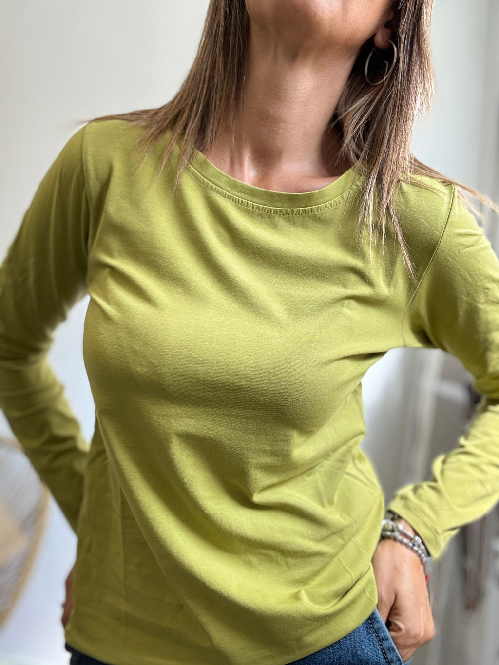 La t-shirt girocollo manica lunga