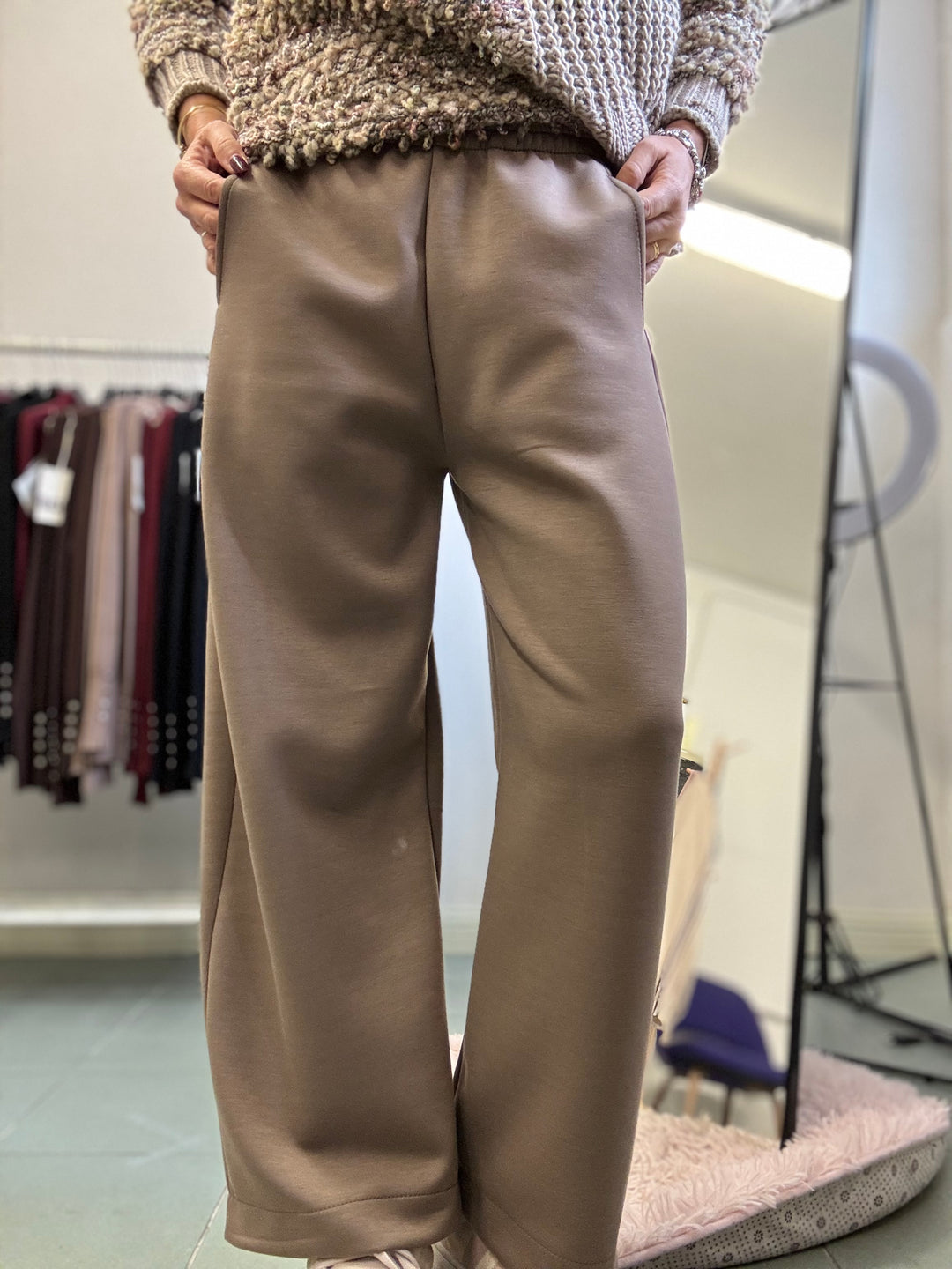 Il pantalone scuba ovetto