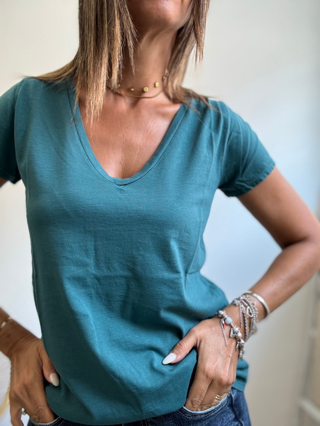 La t-shirt scollo a V