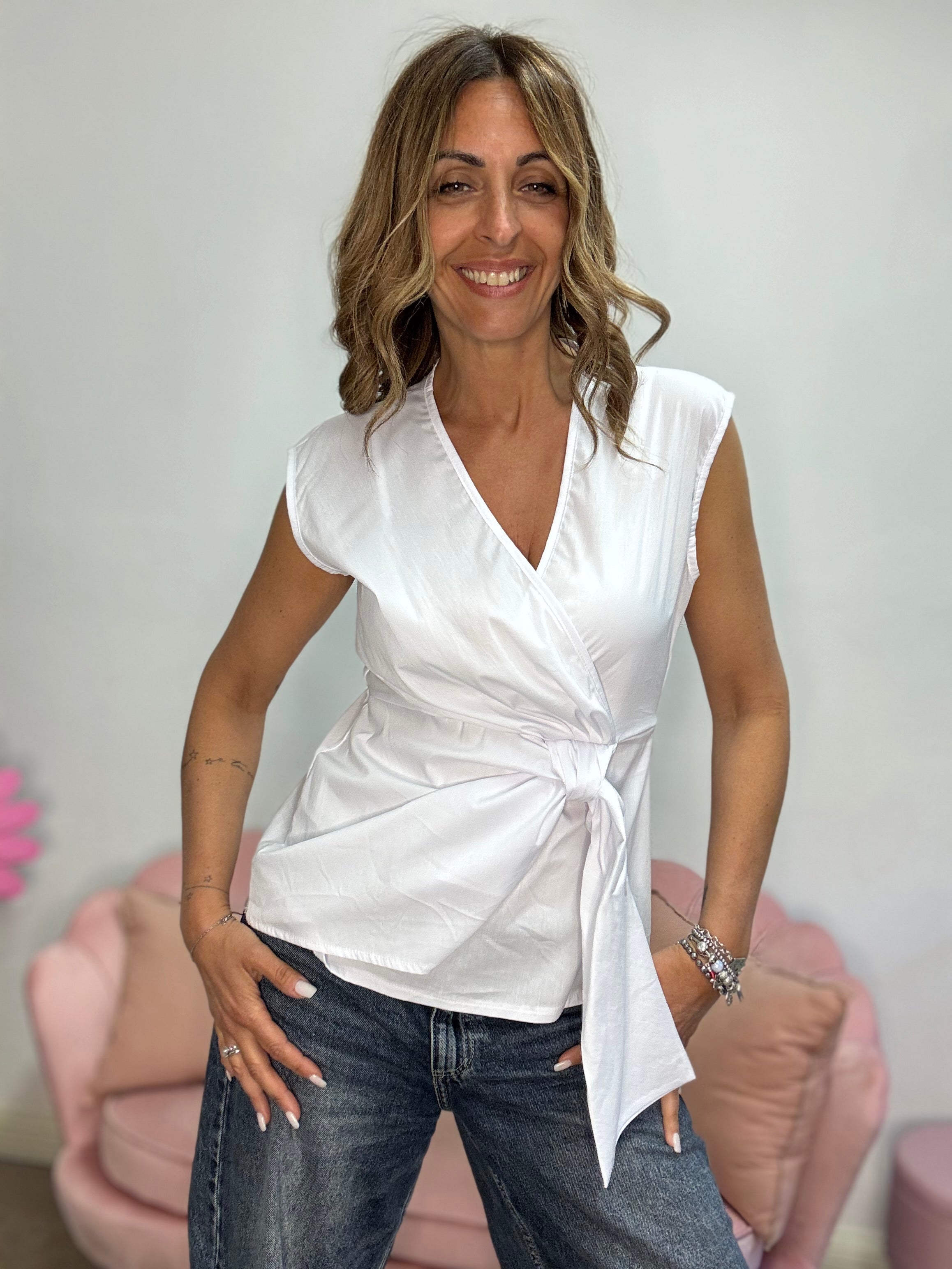 La camicia annodata