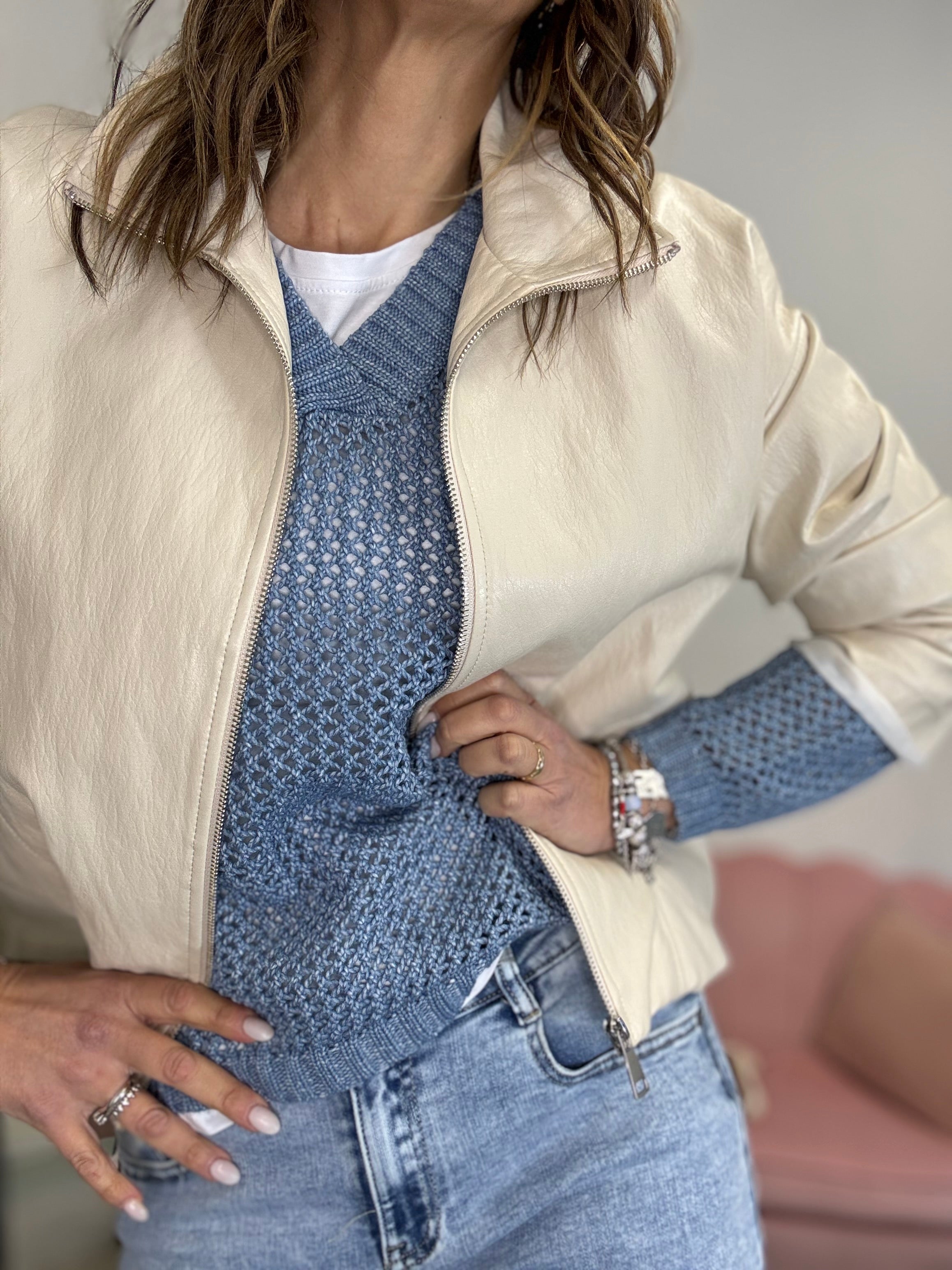 La giacca in ecopelle