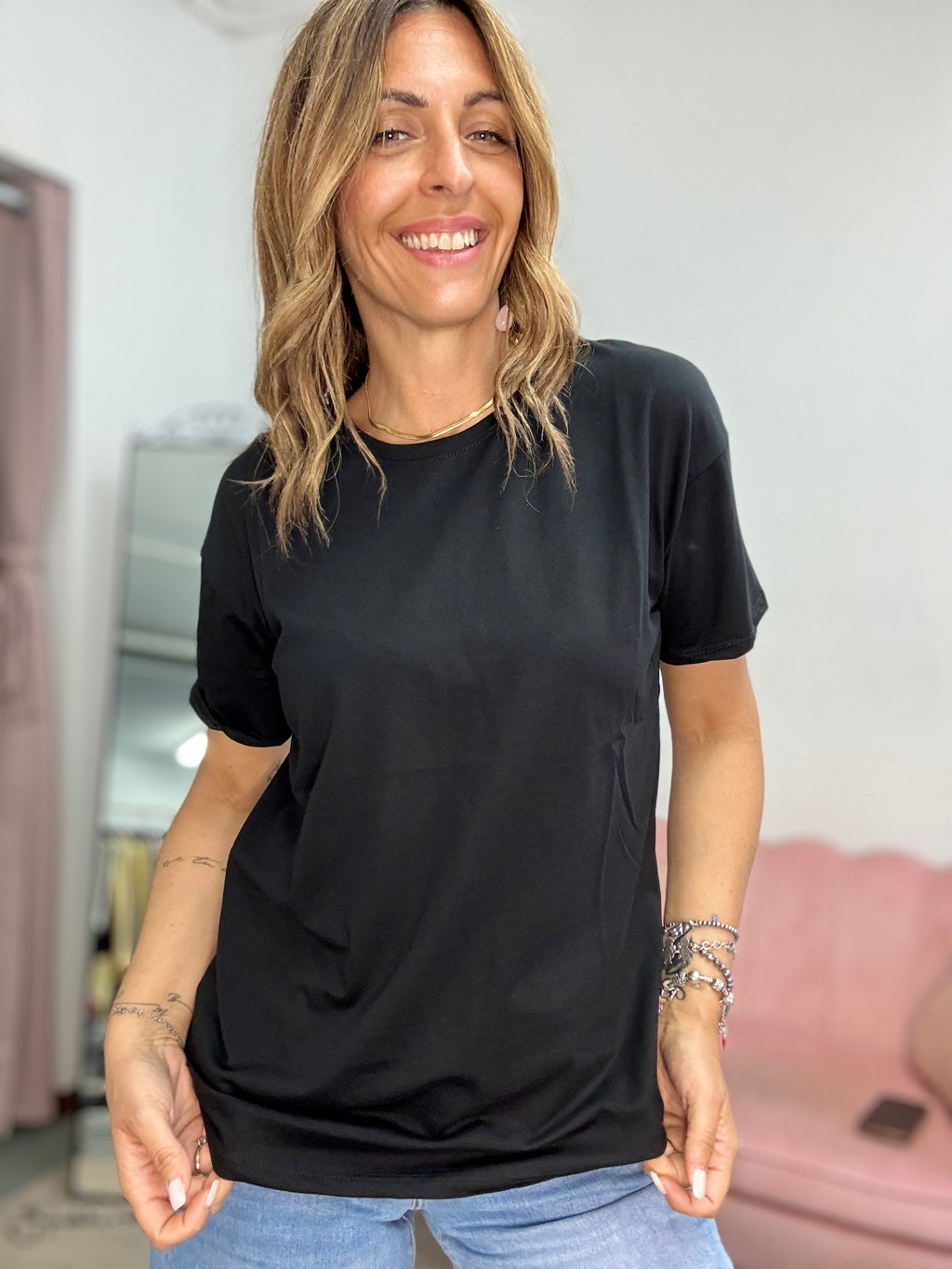 La t-shirt over