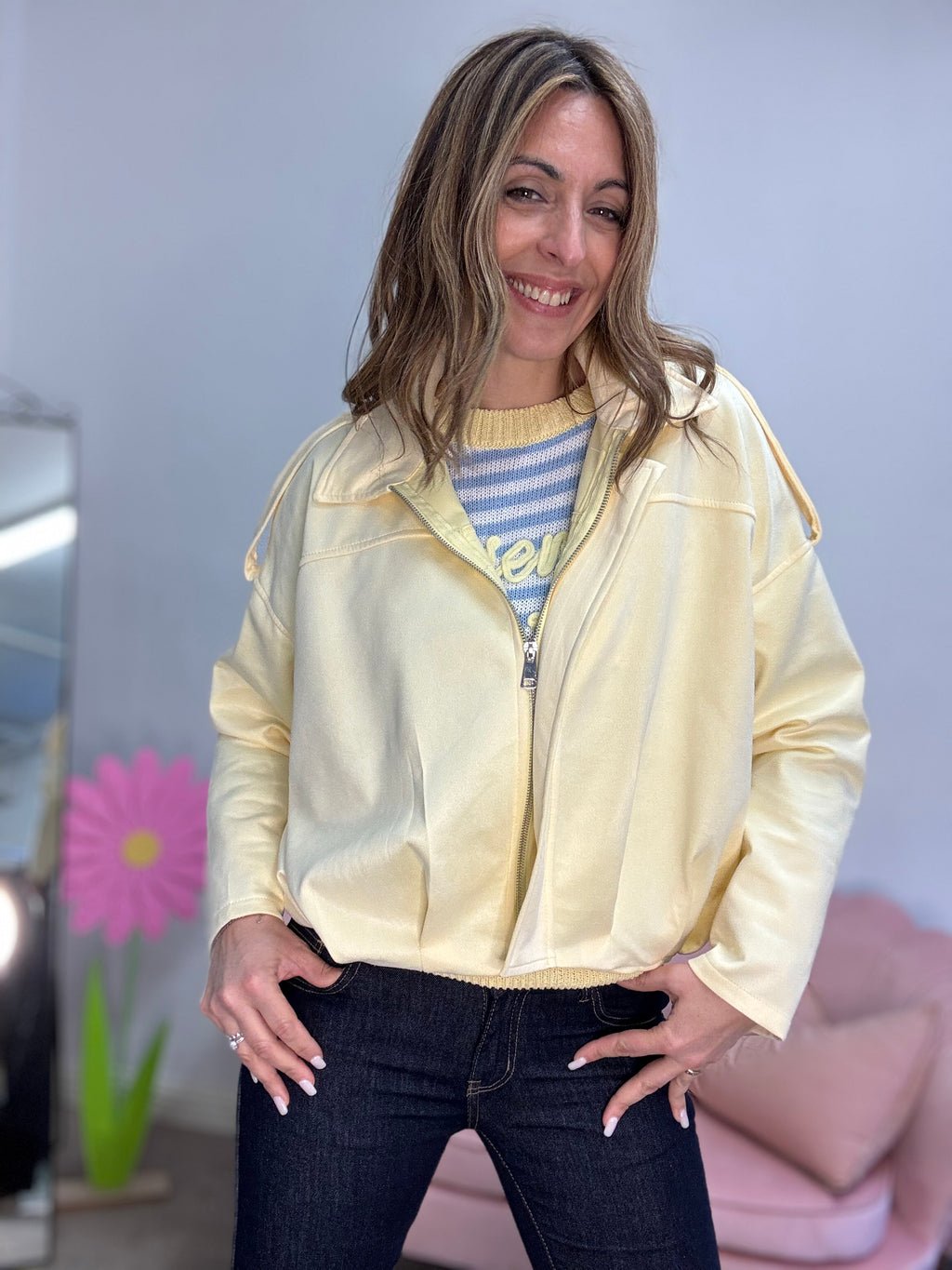 Il giubbino alcantara con la zip