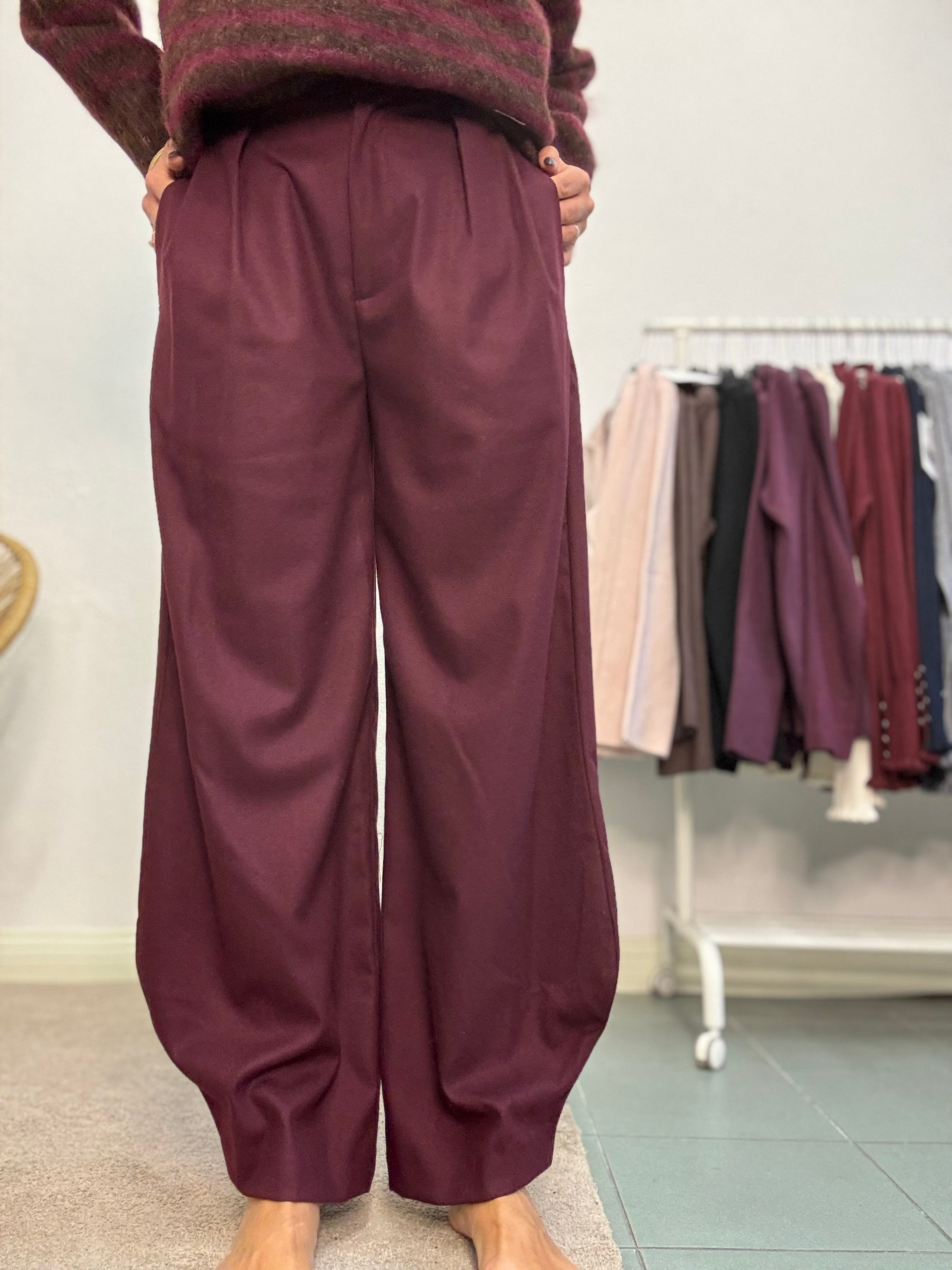 Il pantalone Javier in fustagnetto