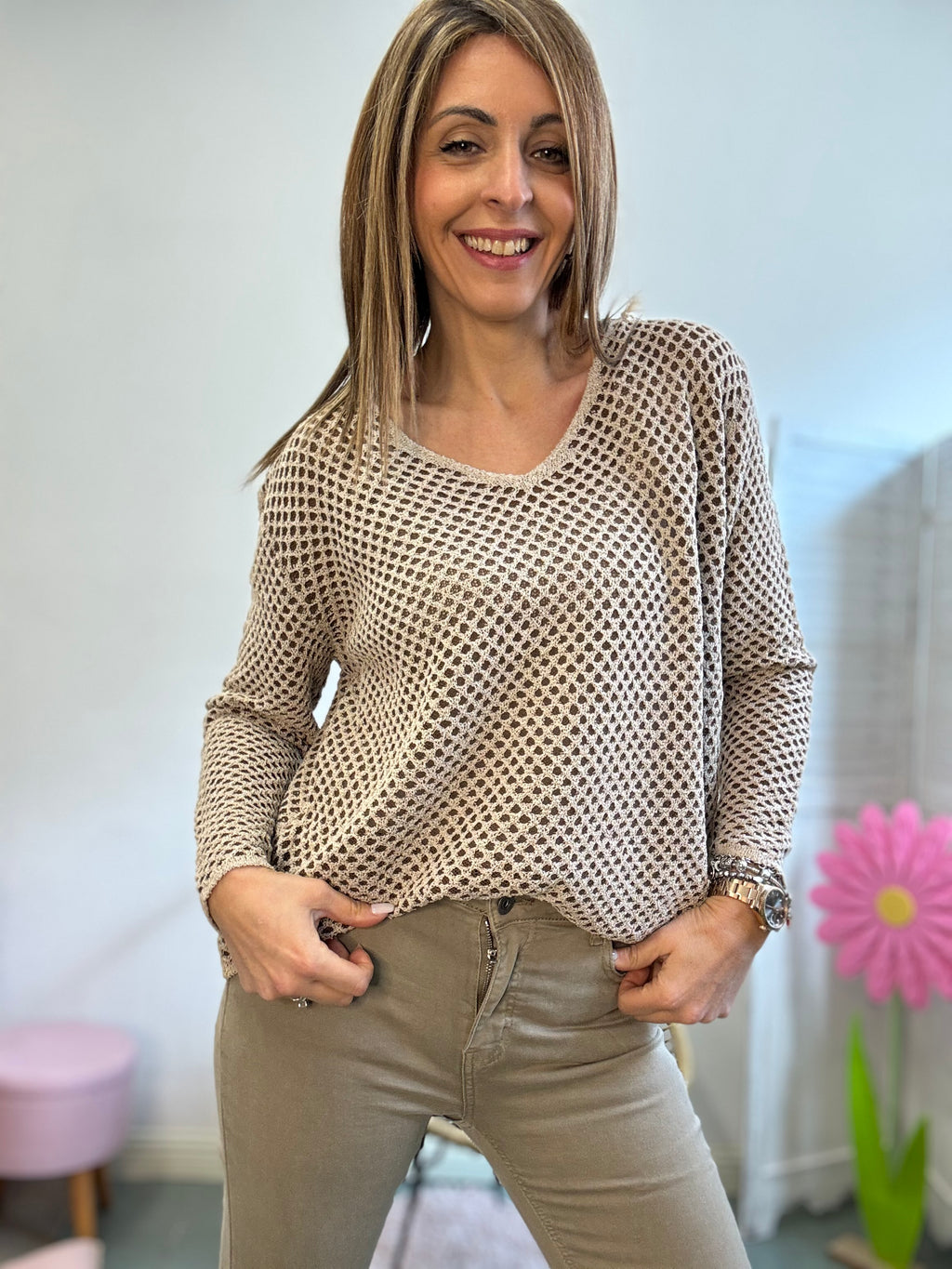 Il maglioncino a V a nido d’ape