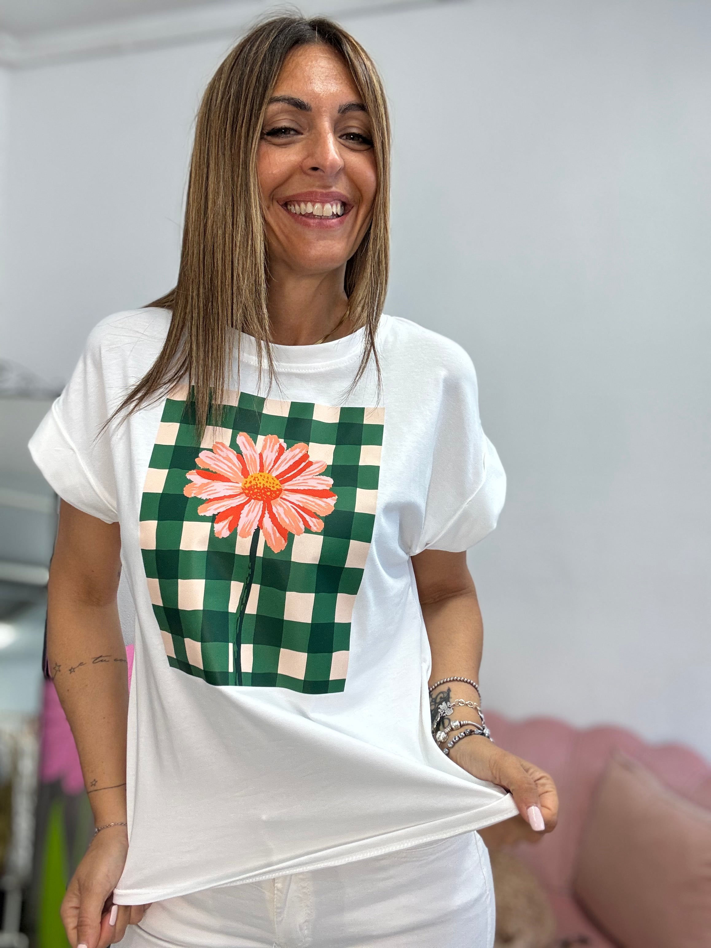 La t-shirt flower