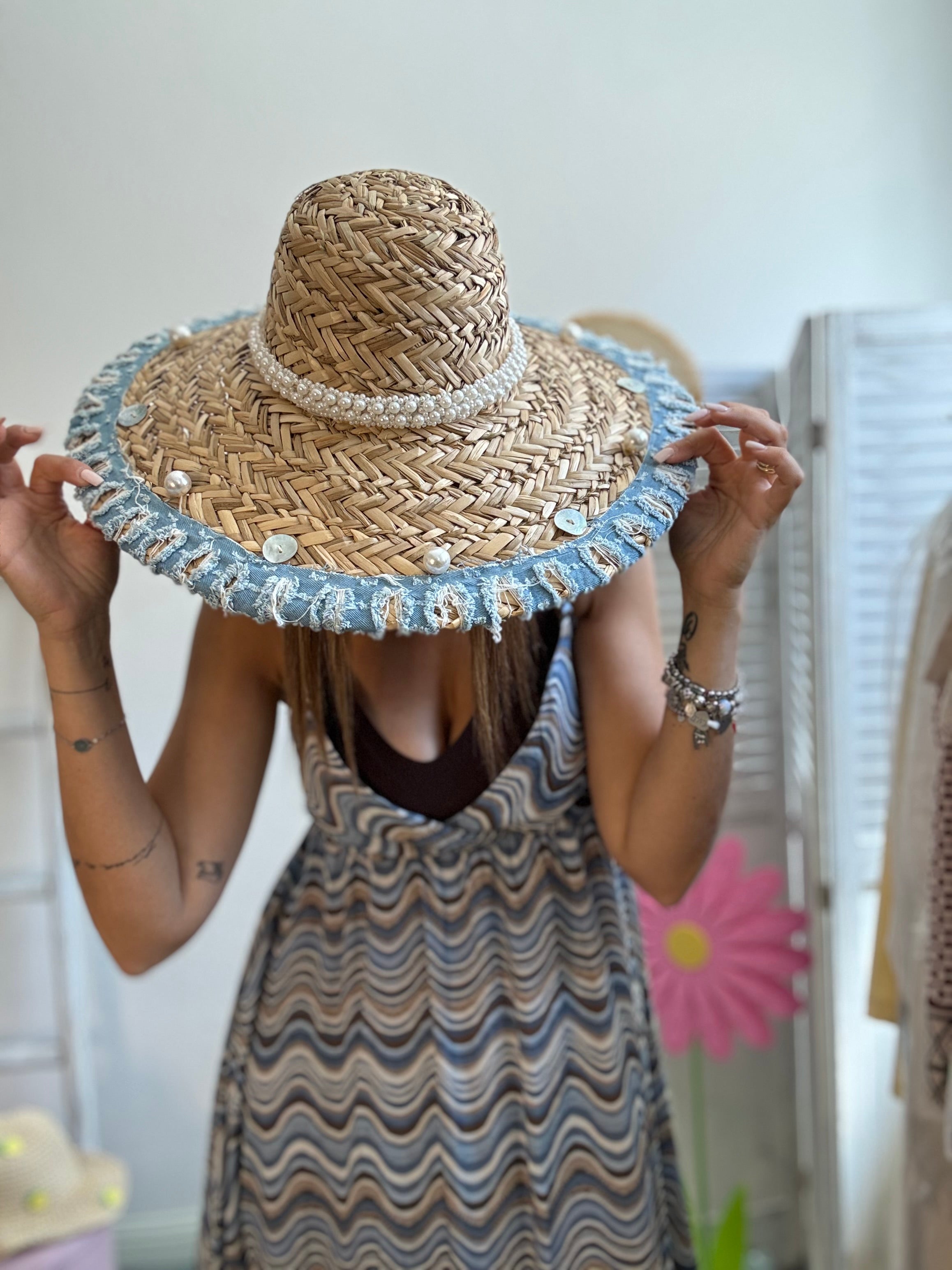 Il cappello di paglia prezioso