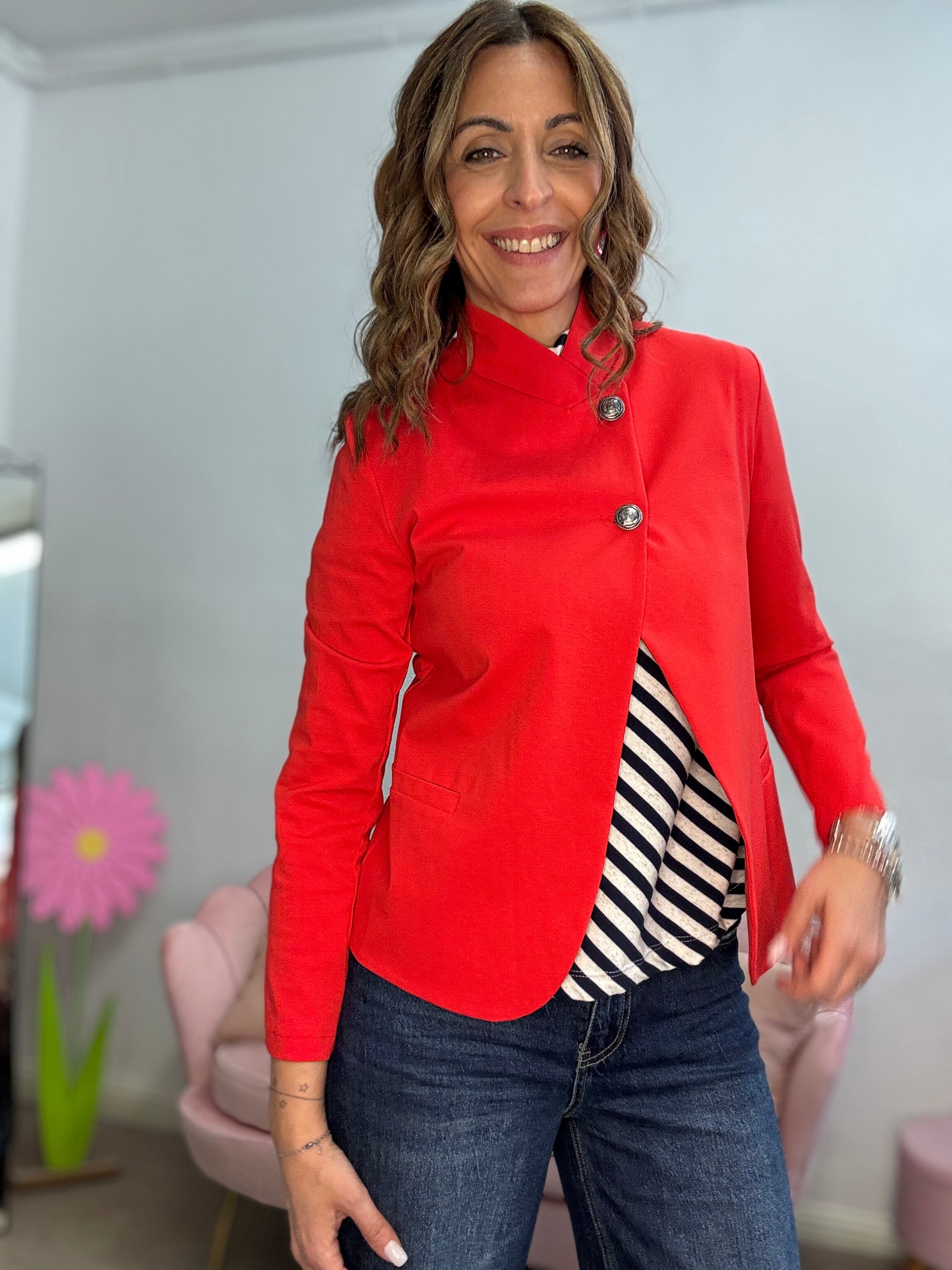 La giacca Pamela coi due bottoni