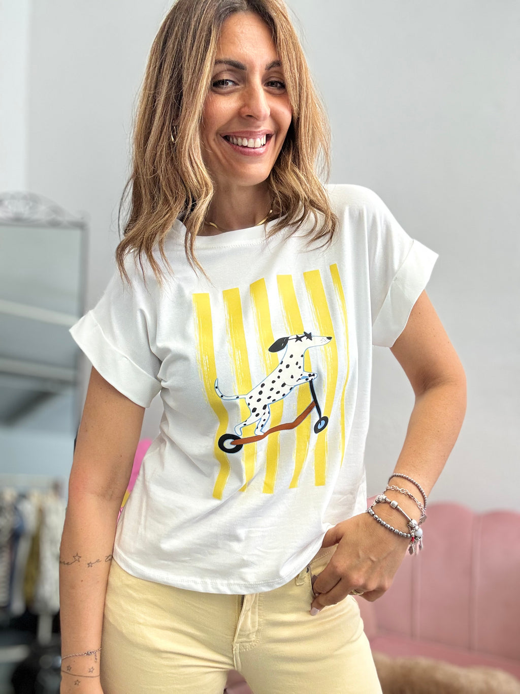 T-shirt codice a barre e monopattino