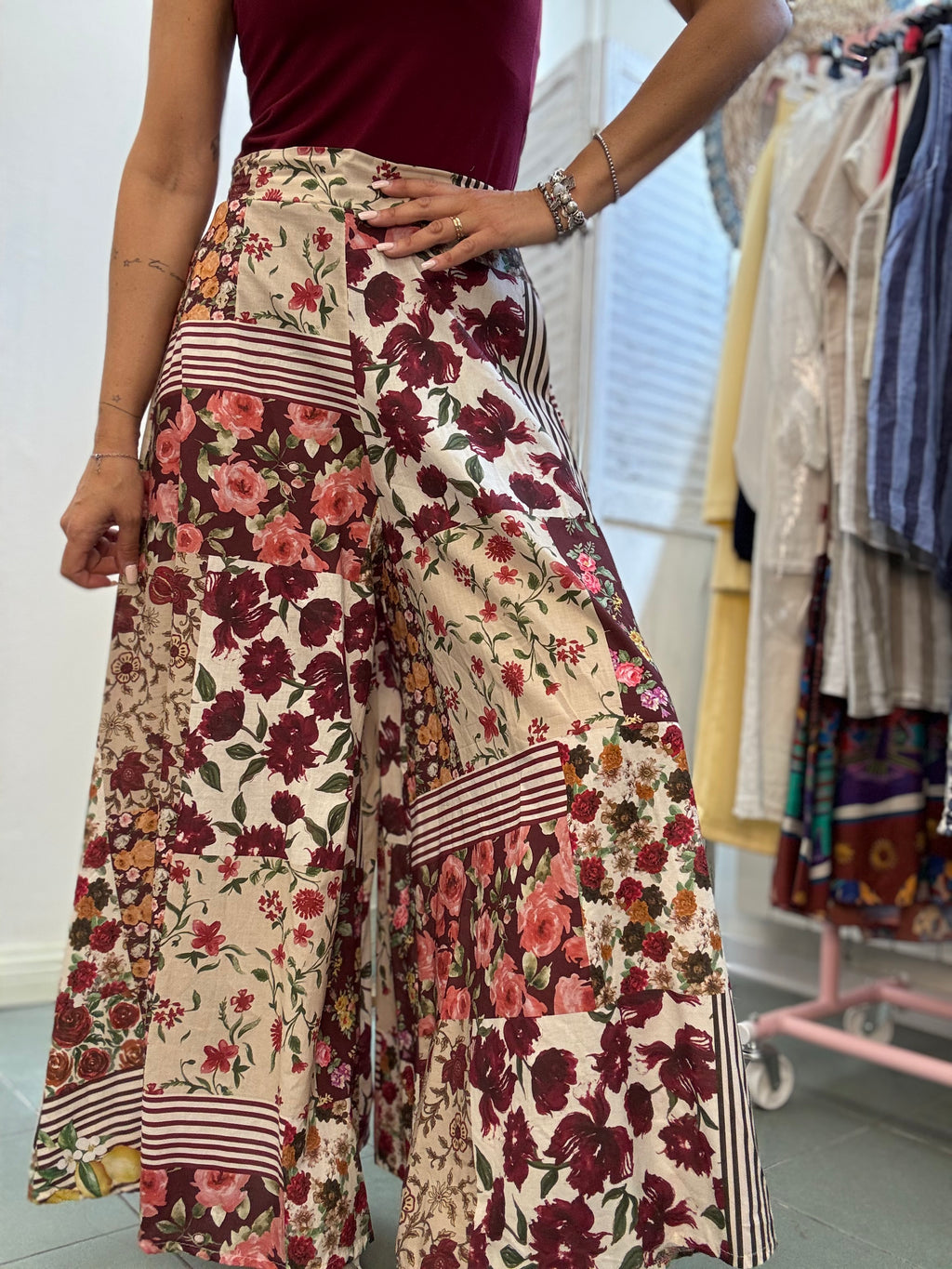 Il pantalone gonnellone fiorato