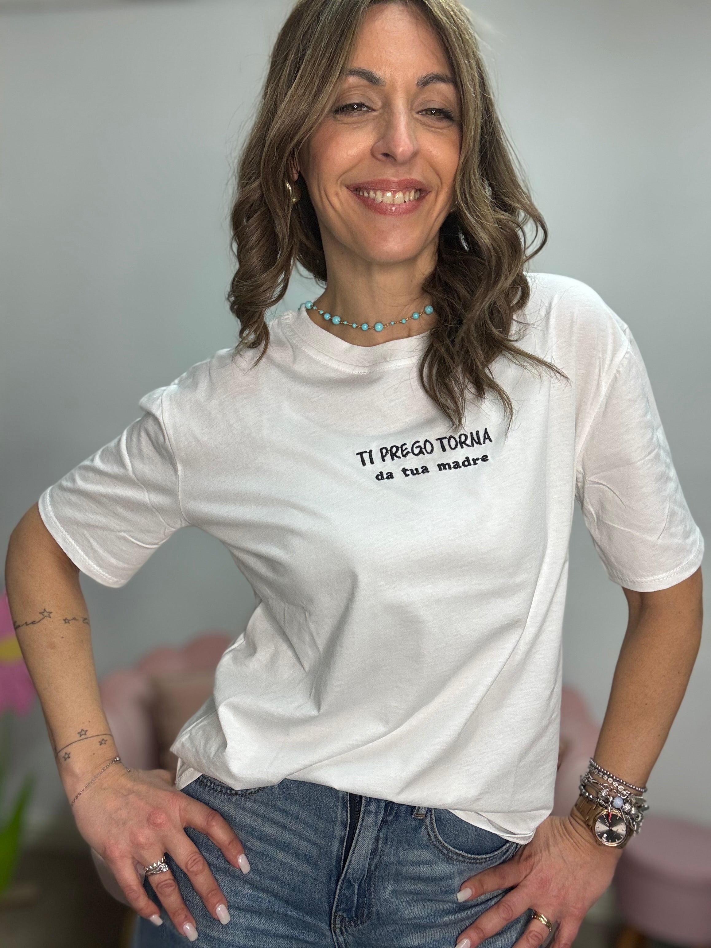 T-shirt Torna da tua madre