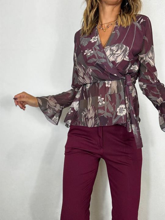 La blusa fiorata Tania