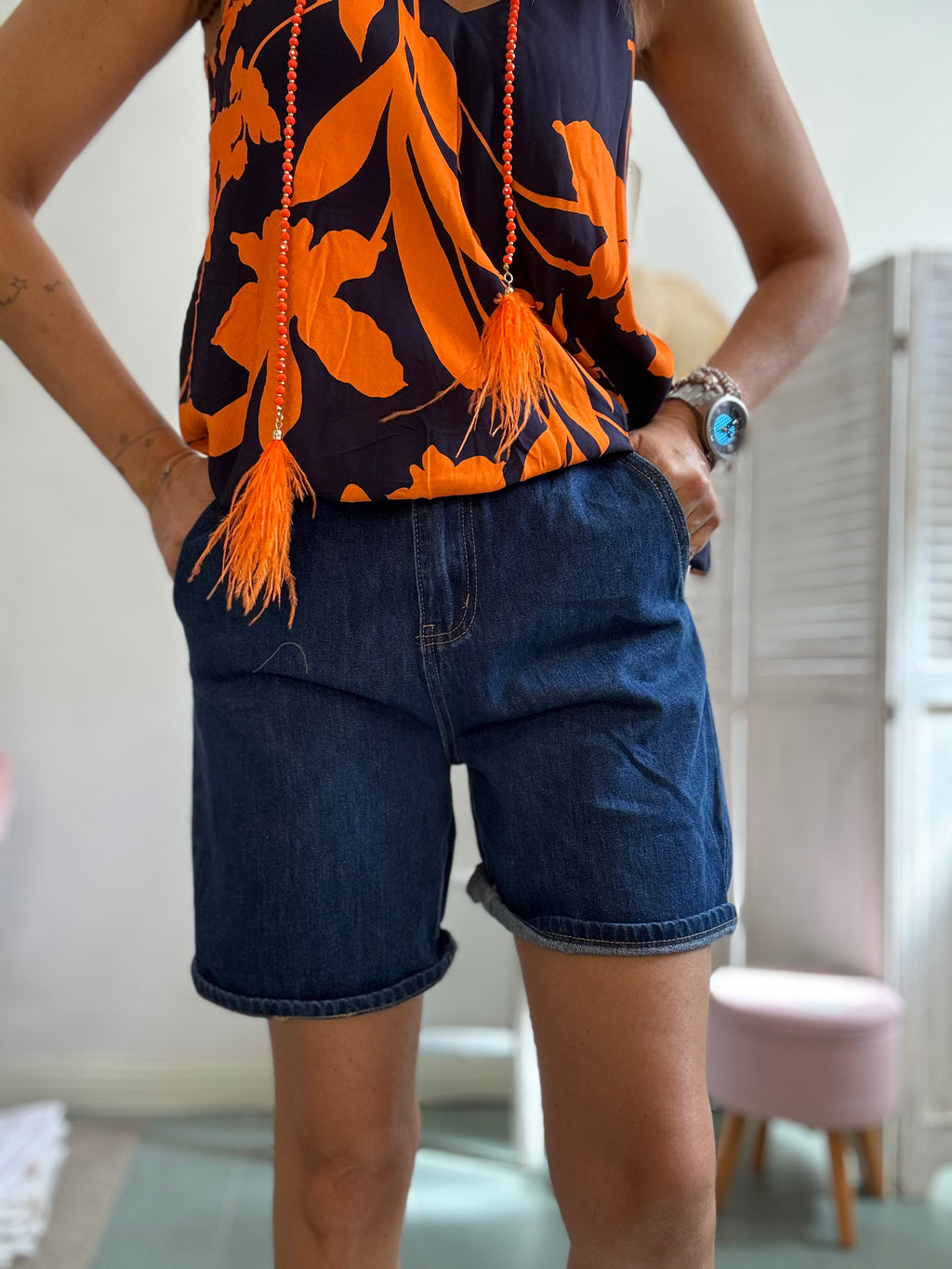 Lo short Denim con il risvolto