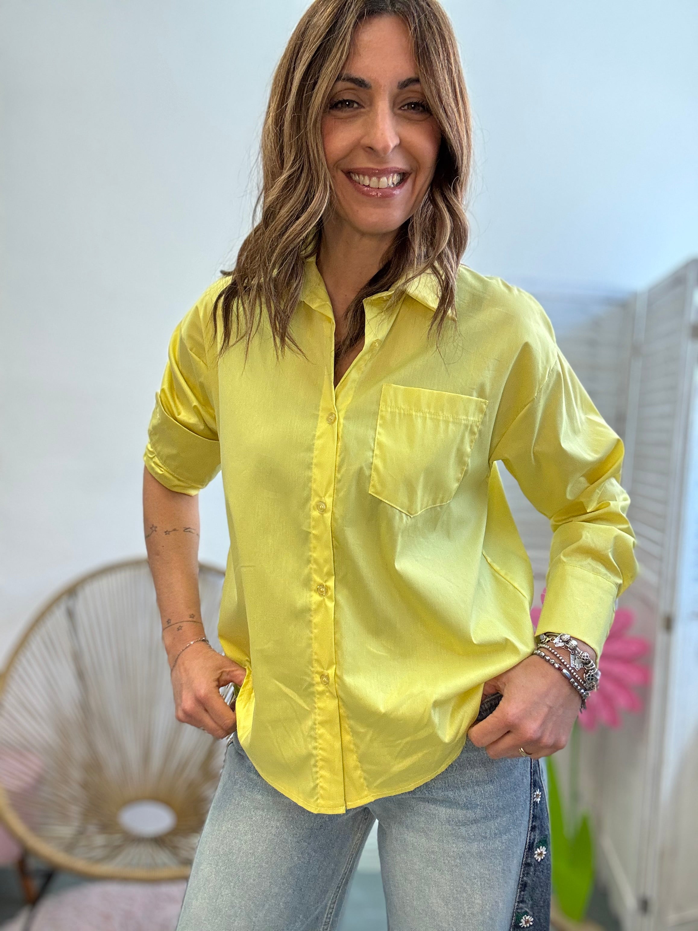 La camicia a uomo yellow