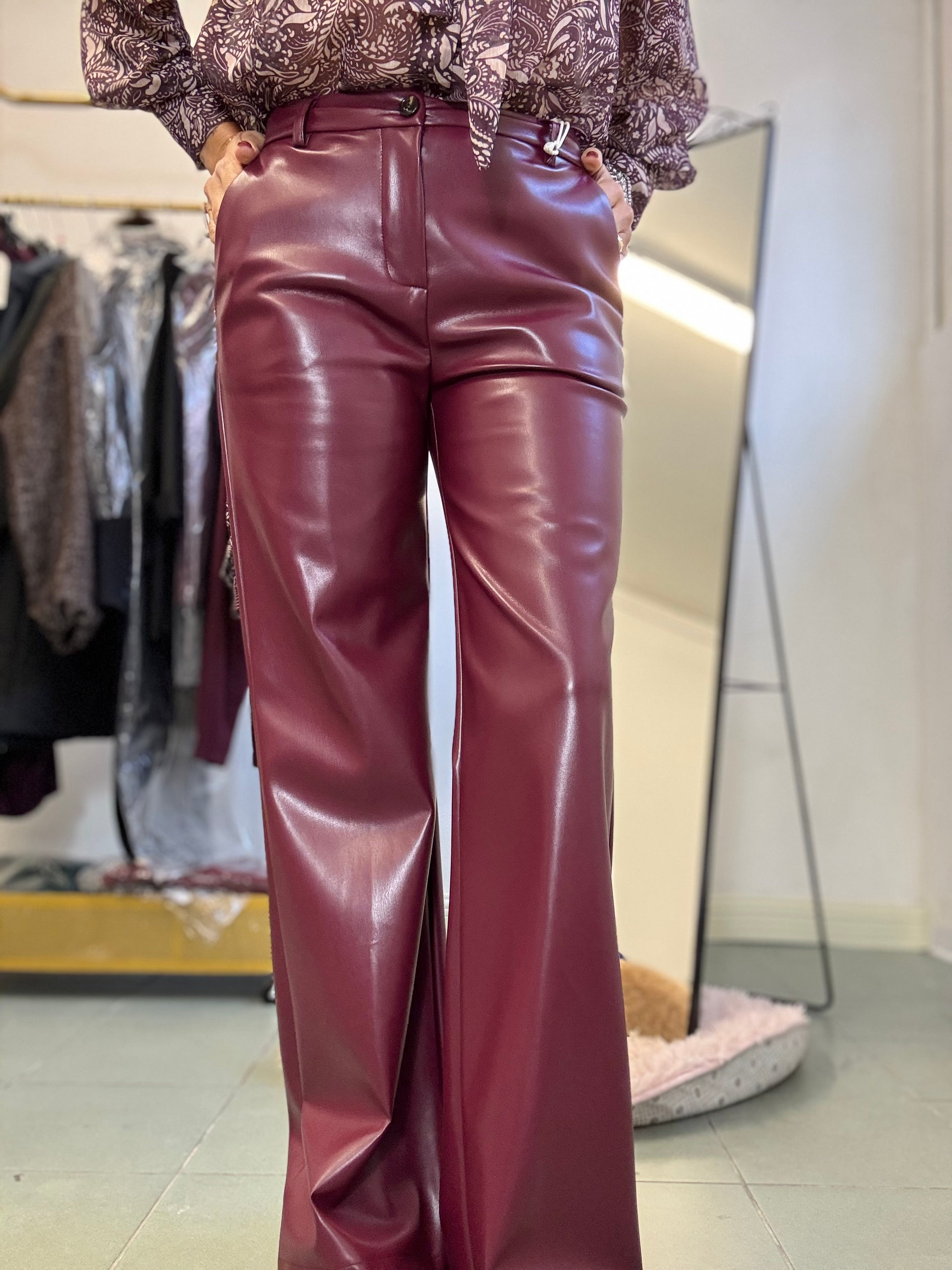 Il pantalone ecopelle Oliver