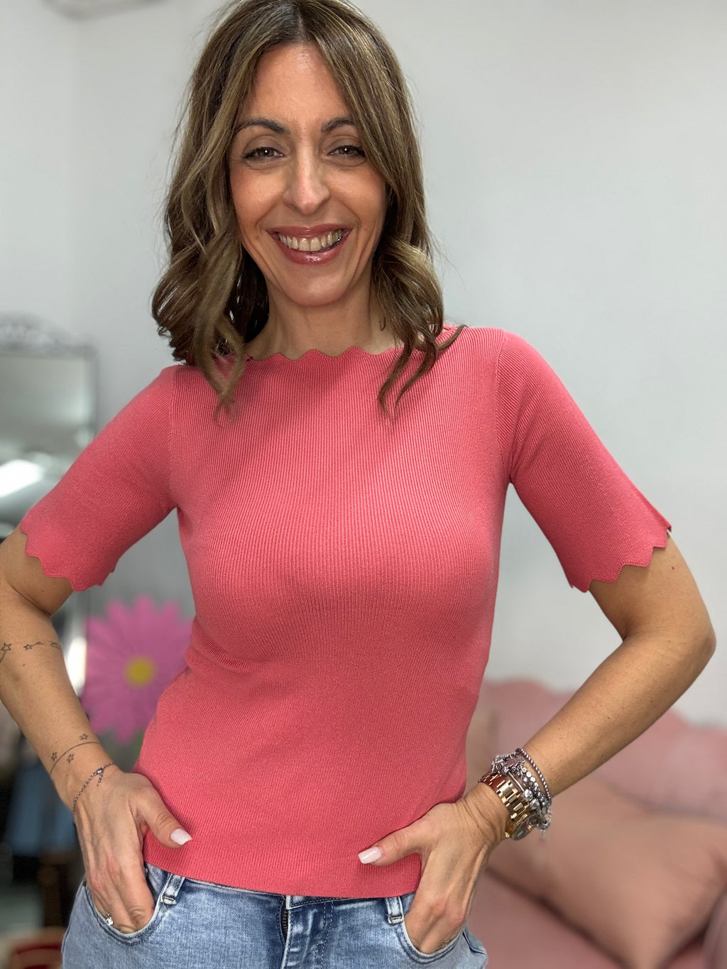 La maglia ondulata a costine manica corta