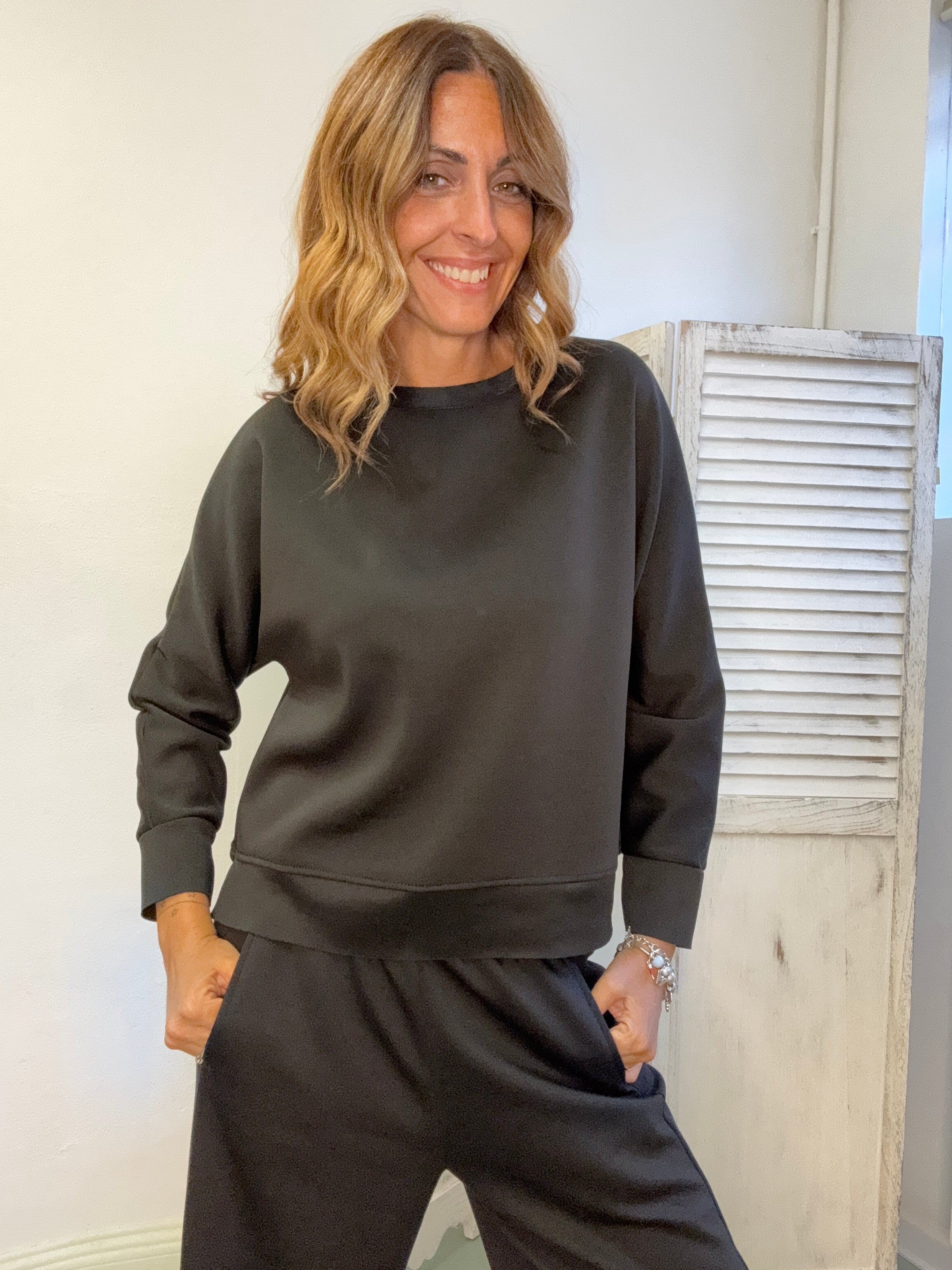 Il coordinato con il bordo raso