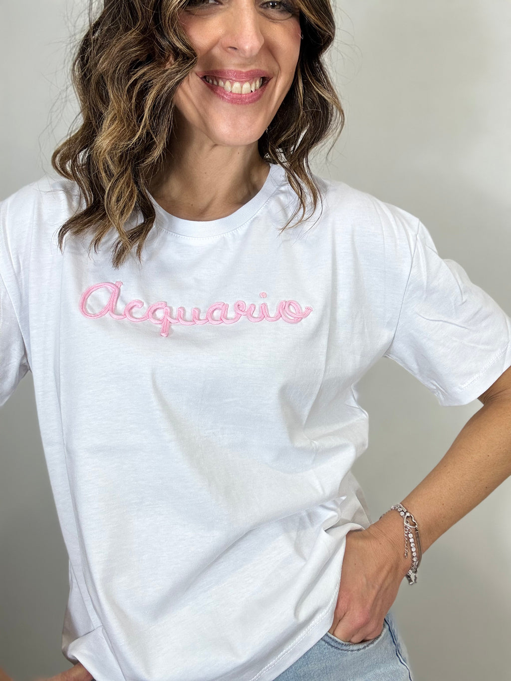 La T shirt LUMINA coi segni zodiacali